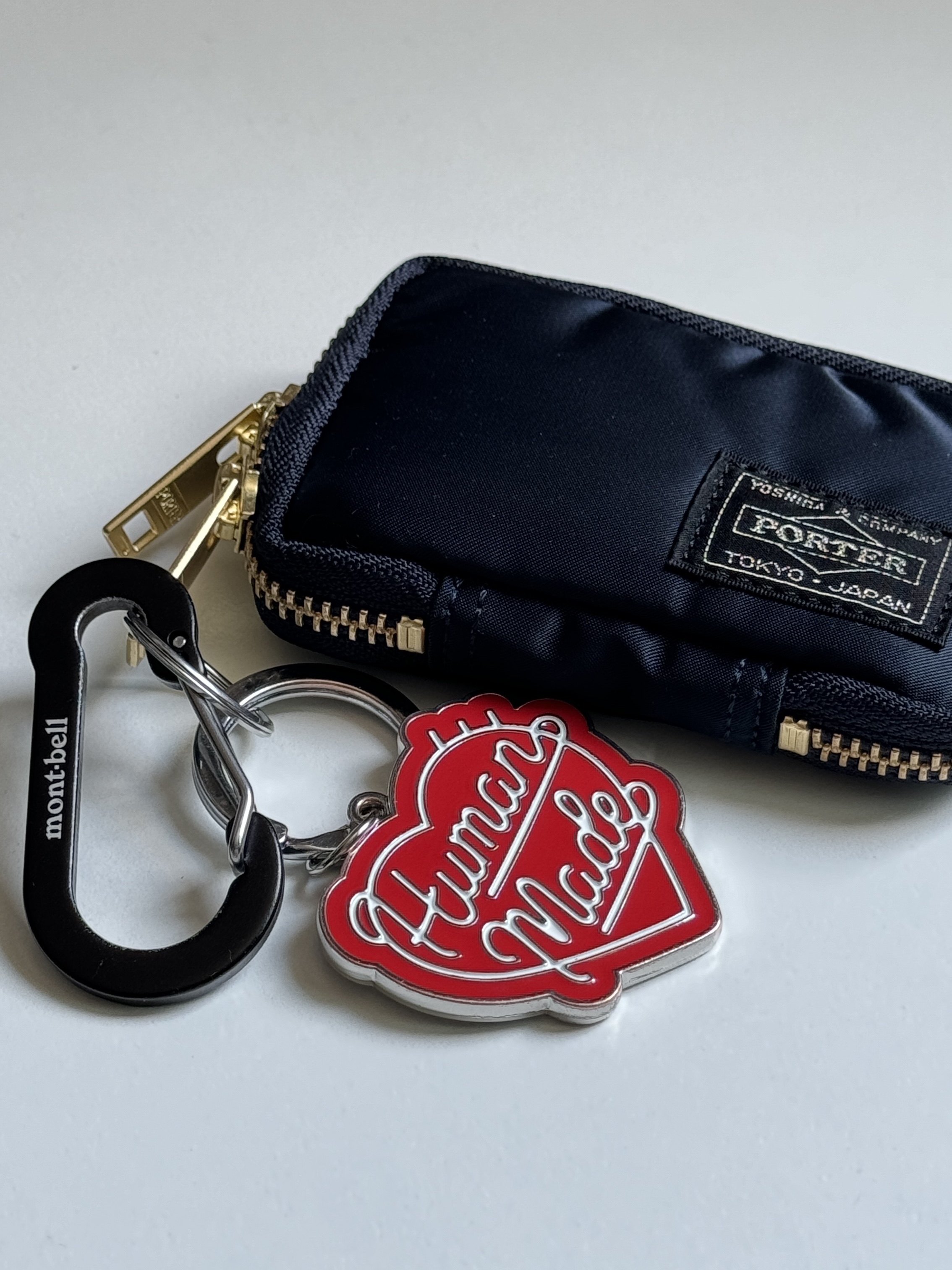 Human Made Heart Keyring Red, Porter Tanker Key Case Iron Blue 착용 스타일 - 2