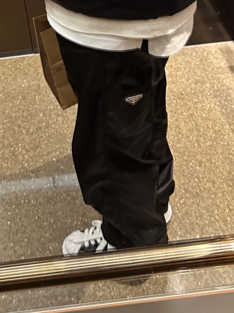 Maison Mihara Yasuhiro Blakey OG Sole Leather Low-top Sneakers Black 착용 스타일