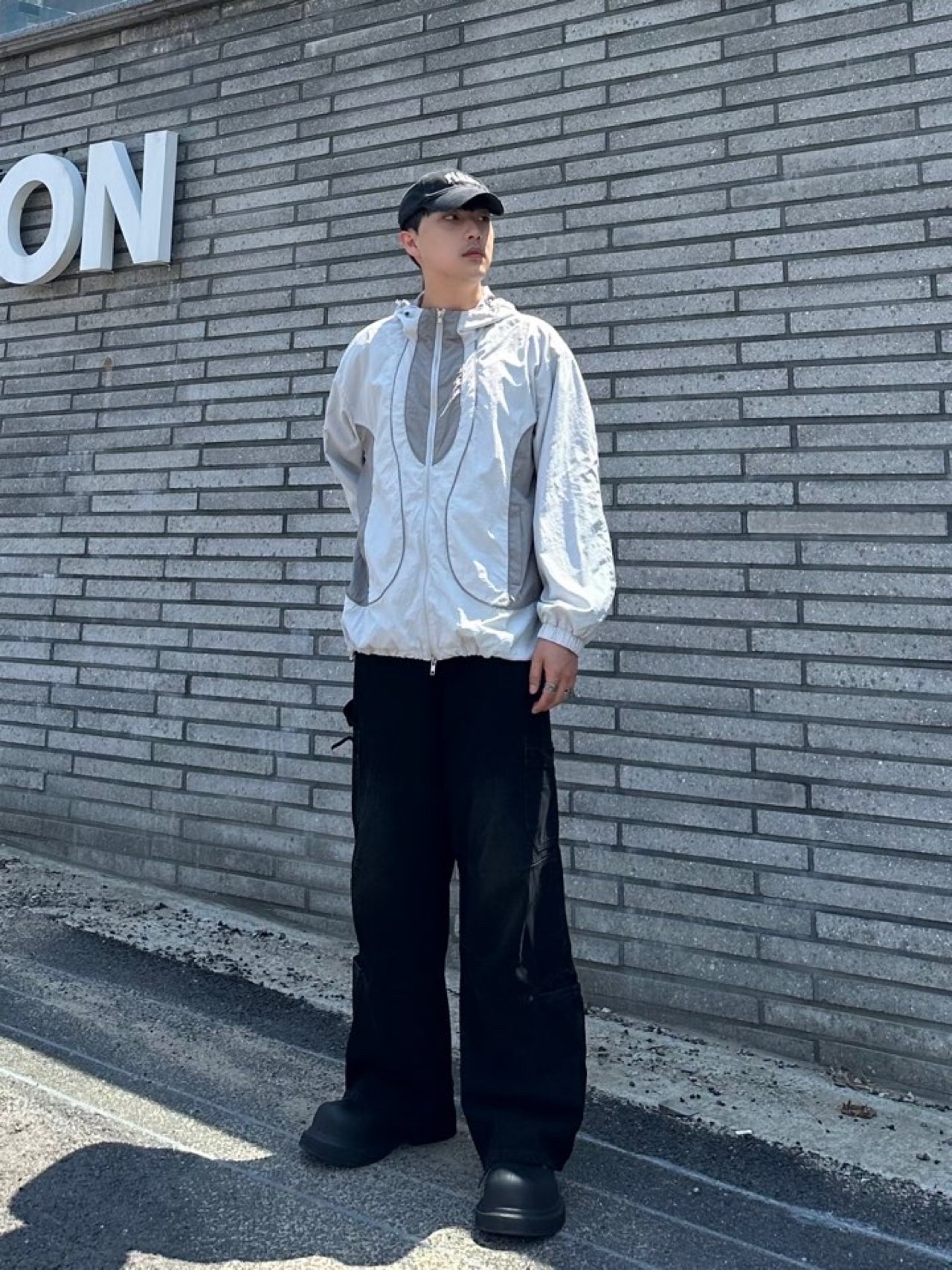 Balenciaga Cities Paris Cap Black, Balenciaga Steroid Derby Black 착용 스타일 - 1
