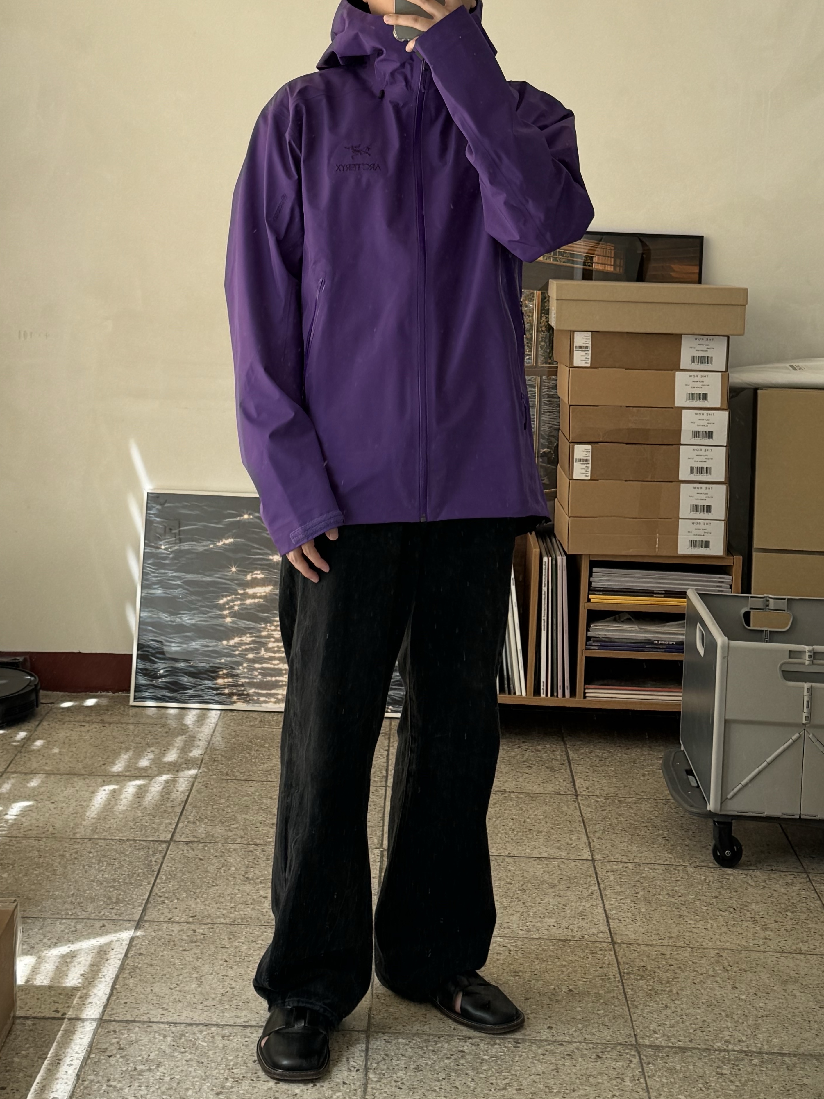 Arc'teryx Beta LT Jacket Iola 착용 스타일