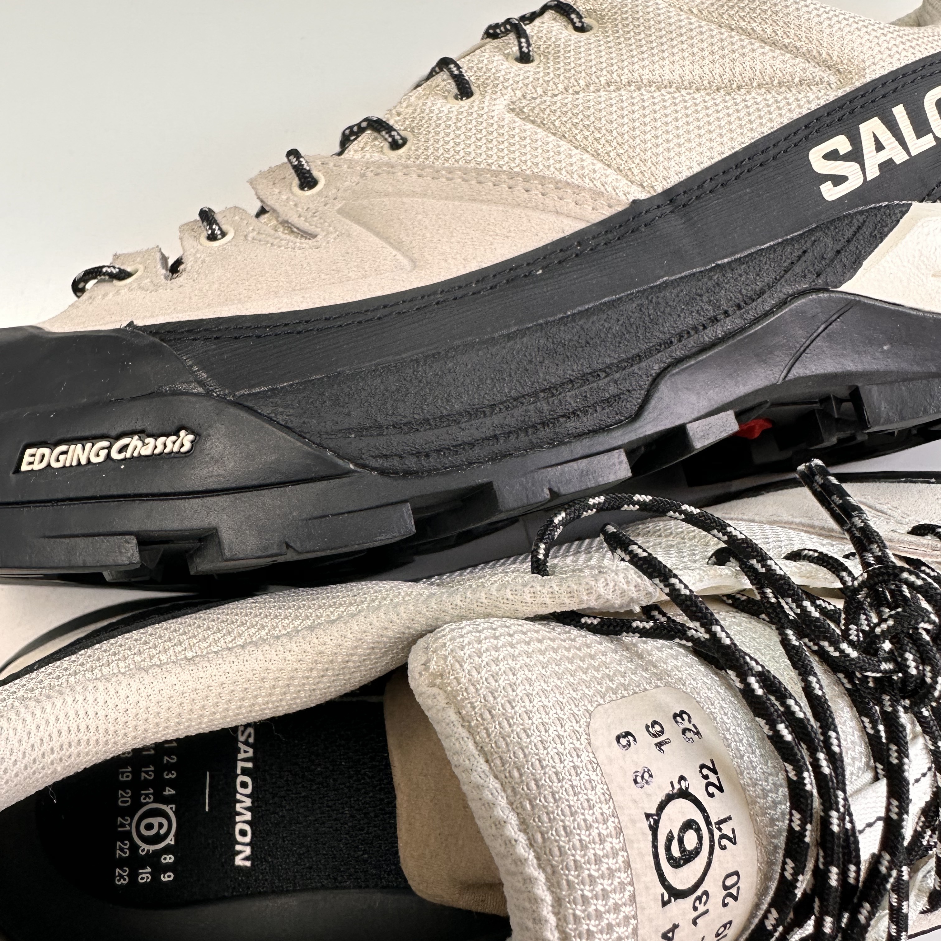 Salomon x MM6 Maison Margiela X-ALP White 착용 스타일 - 1