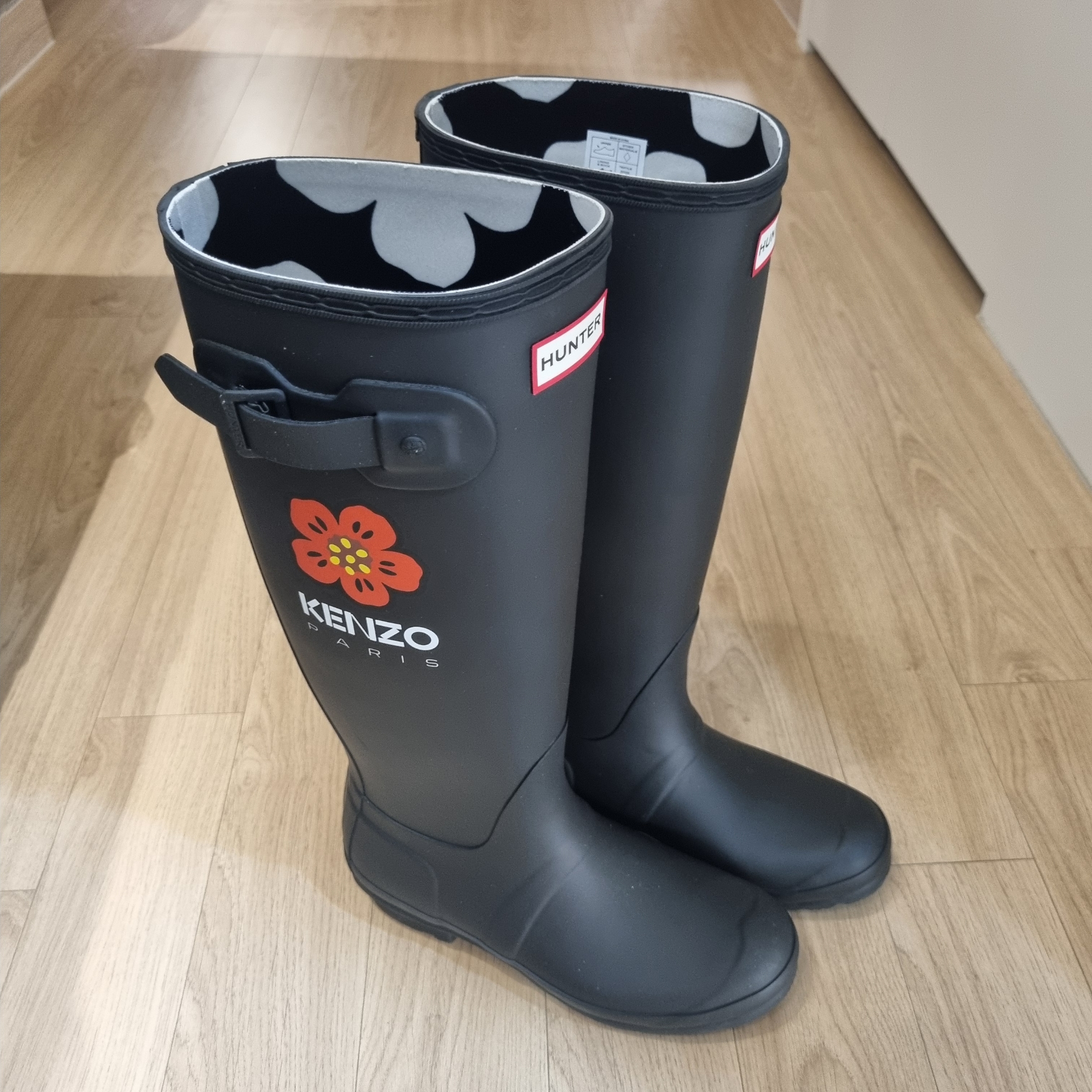 (W) Hunter x Kenzo Wellington Boots Black 착용 스타일