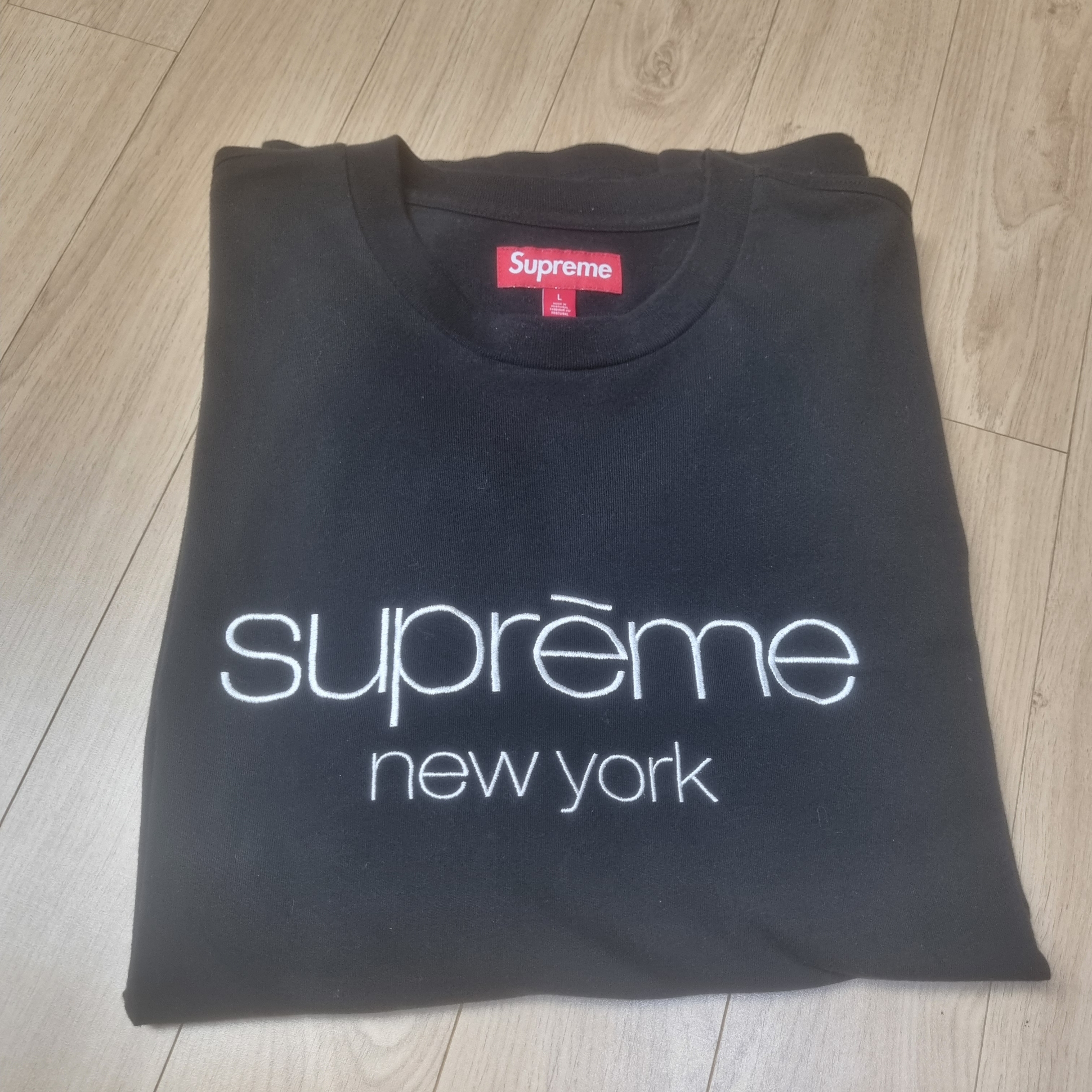 Supreme Classic Logo S/S Top Black - 23FW 착용 스타일
