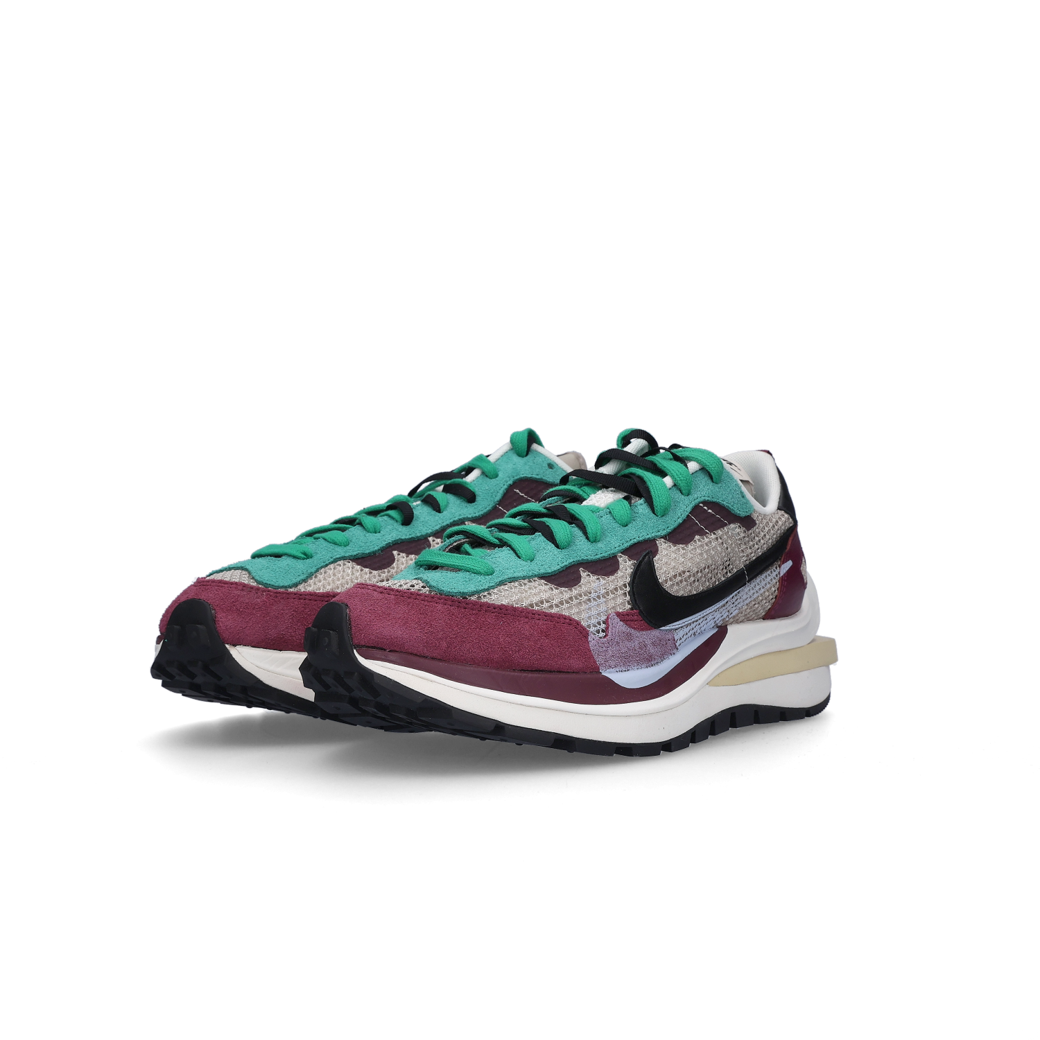 Nike x Sacai VaporWaffle String & Black Villain Red