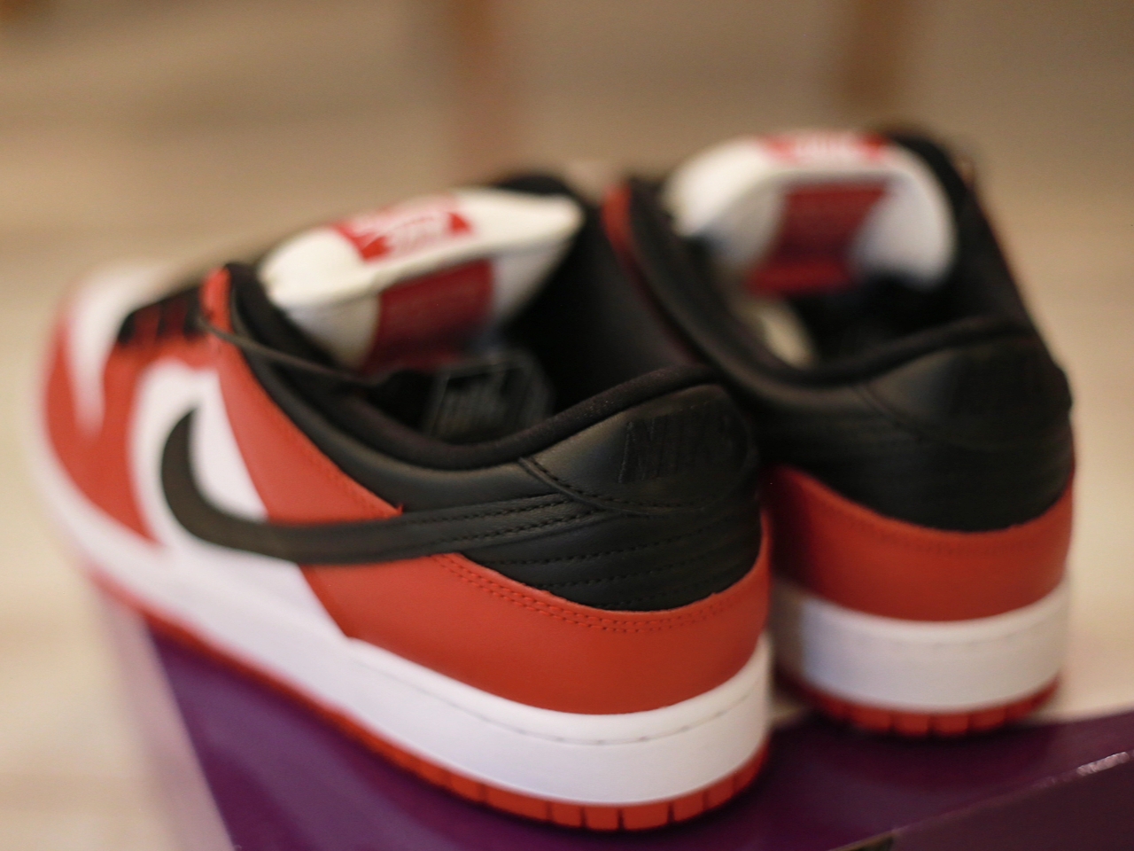 Nike SB Dunk Low Pro Chicago 착용 스타일 - 3