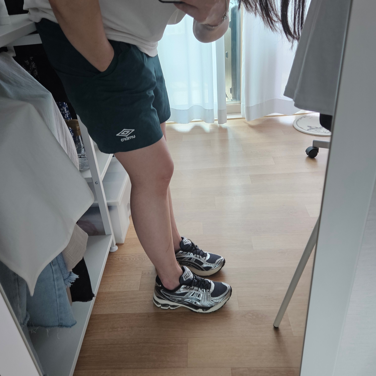 Asics Unlimited Gel-Kayano 14 Carrier Grey Black 착용 스타일 - 1