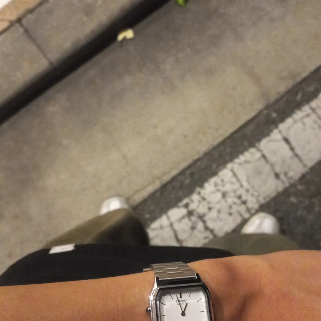 Casio AQ-230A-7DMQ 착용 스타일