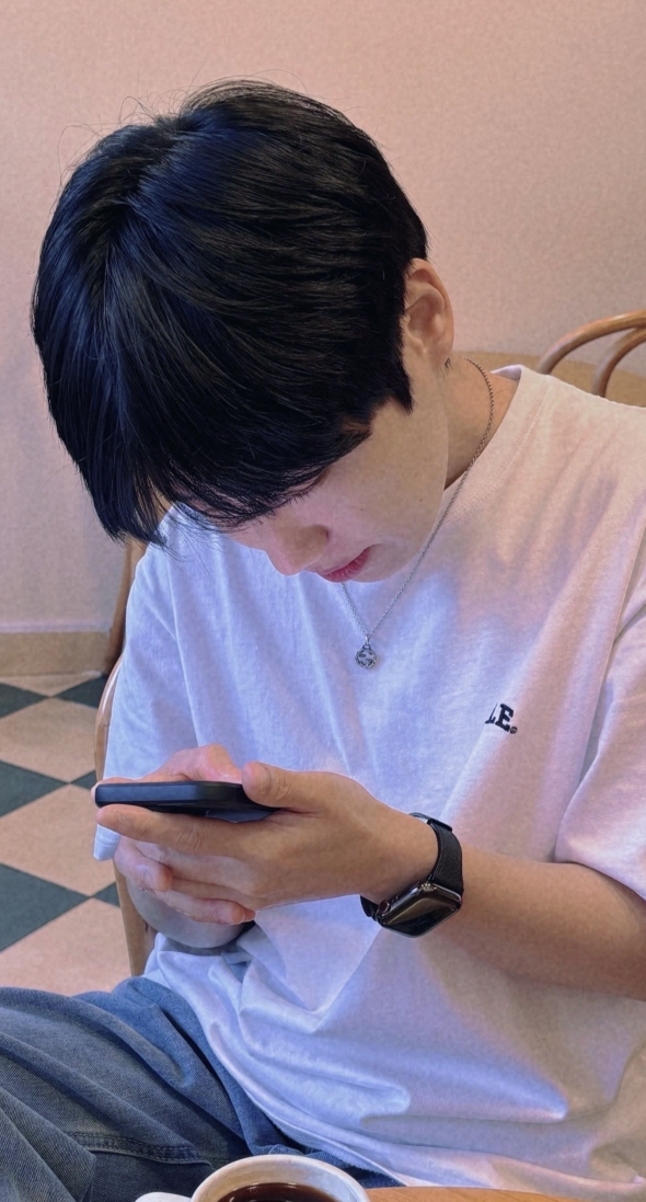 KREAM 프로필 이미지