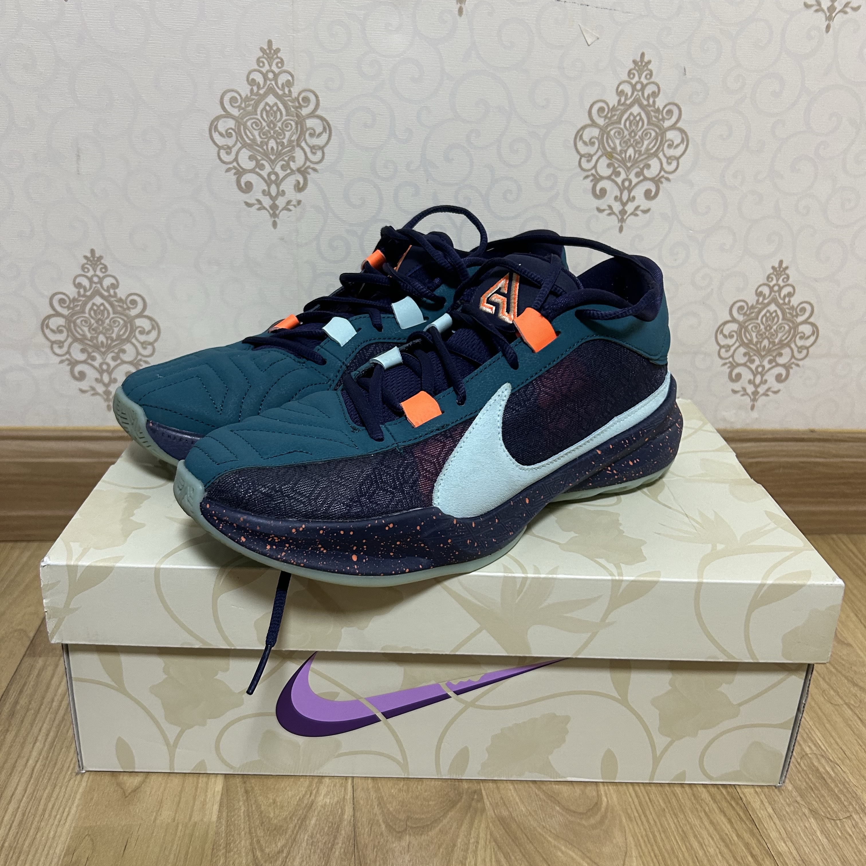 Nike Zoom Freak 5 EP Geode Teal Jade Ice 착용 스타일 - 1