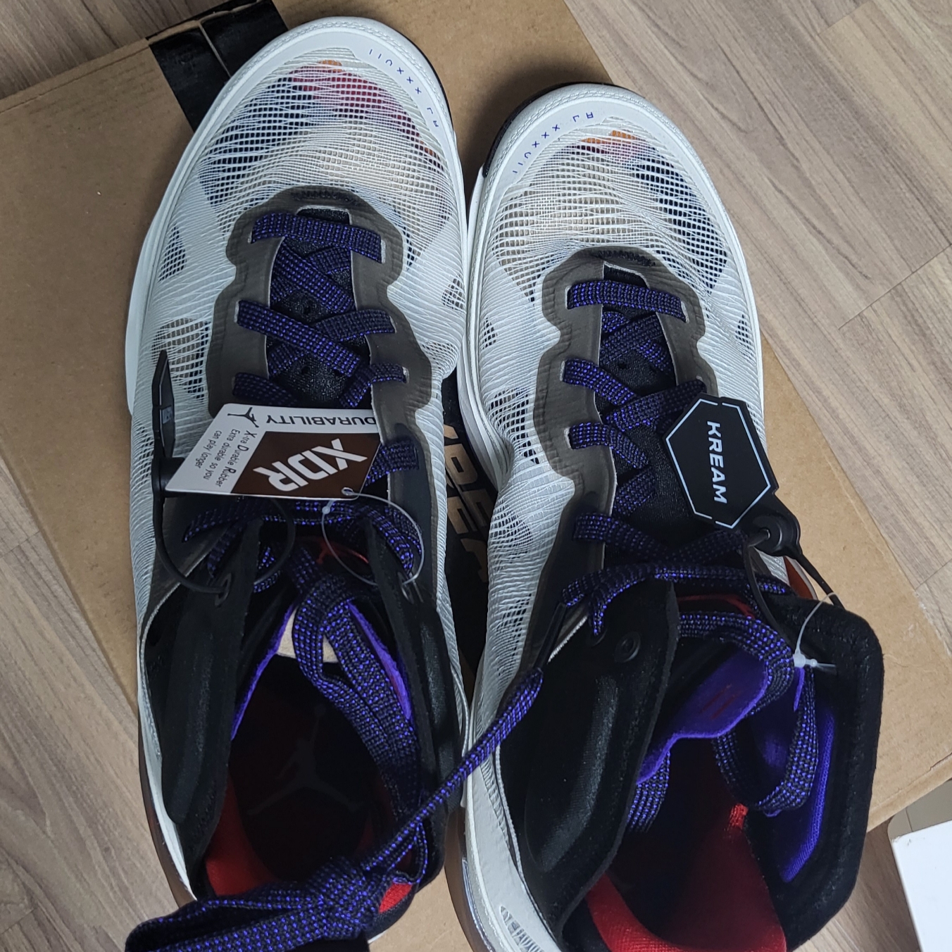 Jordan XXXVII PF Light Bone Dark Concord 착용 스타일 - 1