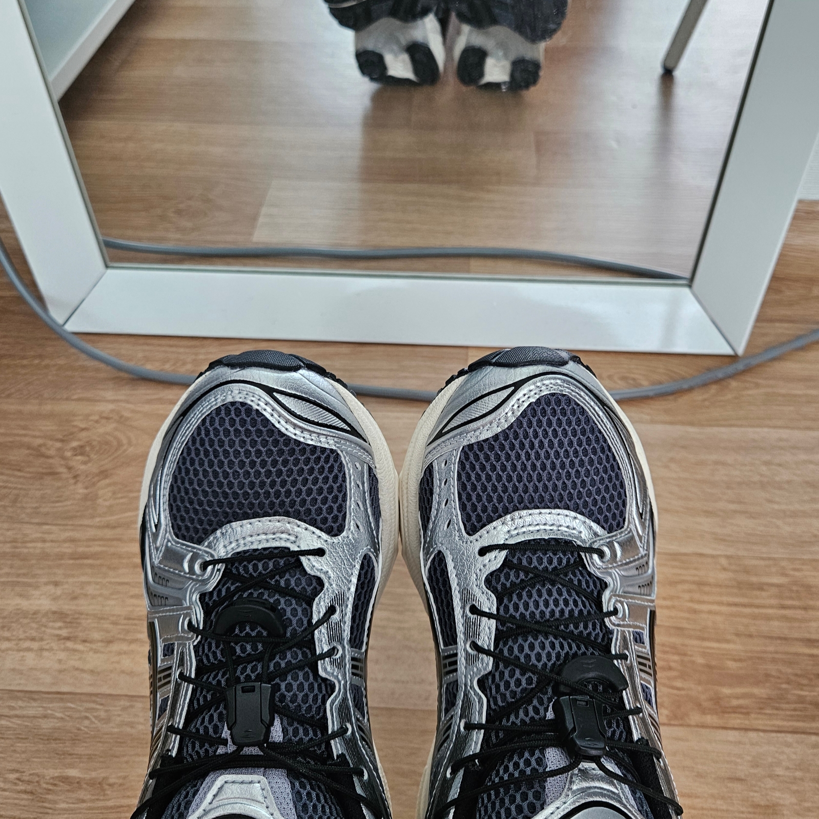Asics Unlimited Gel-Kayano 14 Carrier Grey Black 착용 스타일 - 2