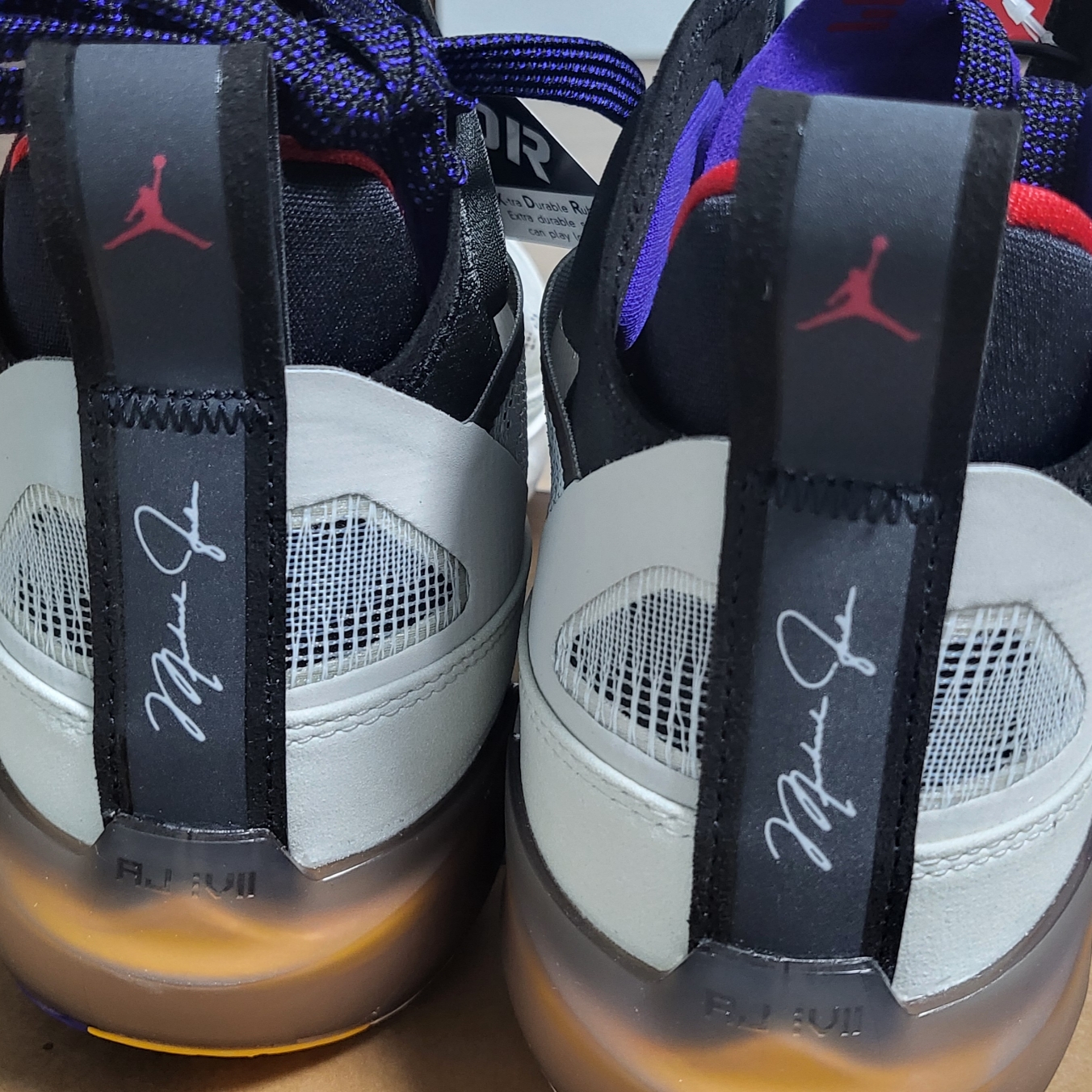 Jordan XXXVII PF Light Bone Dark Concord 착용 스타일 - 2