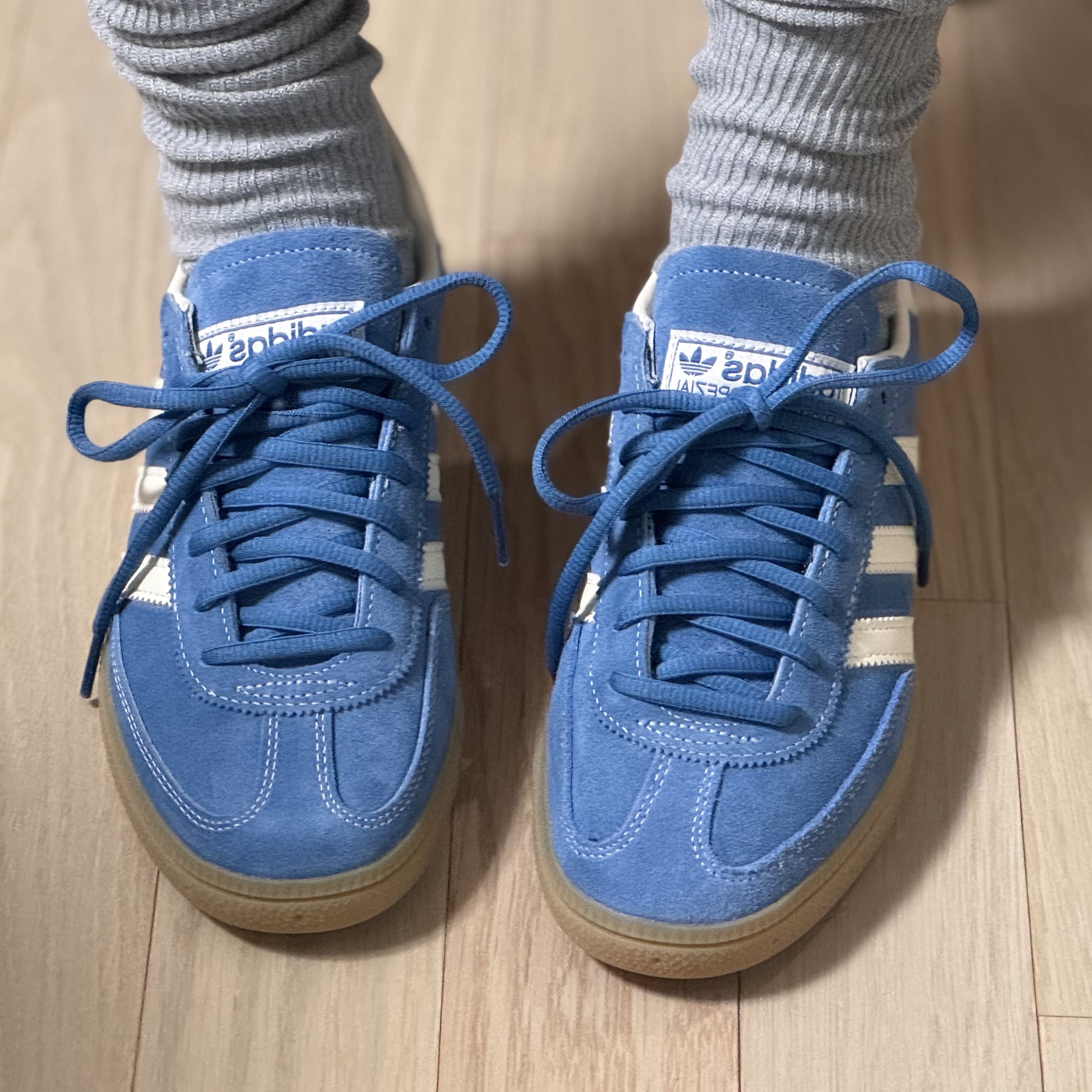 Adidas Spezial Handball Core Blue Cream White 착용 스타일 - 1