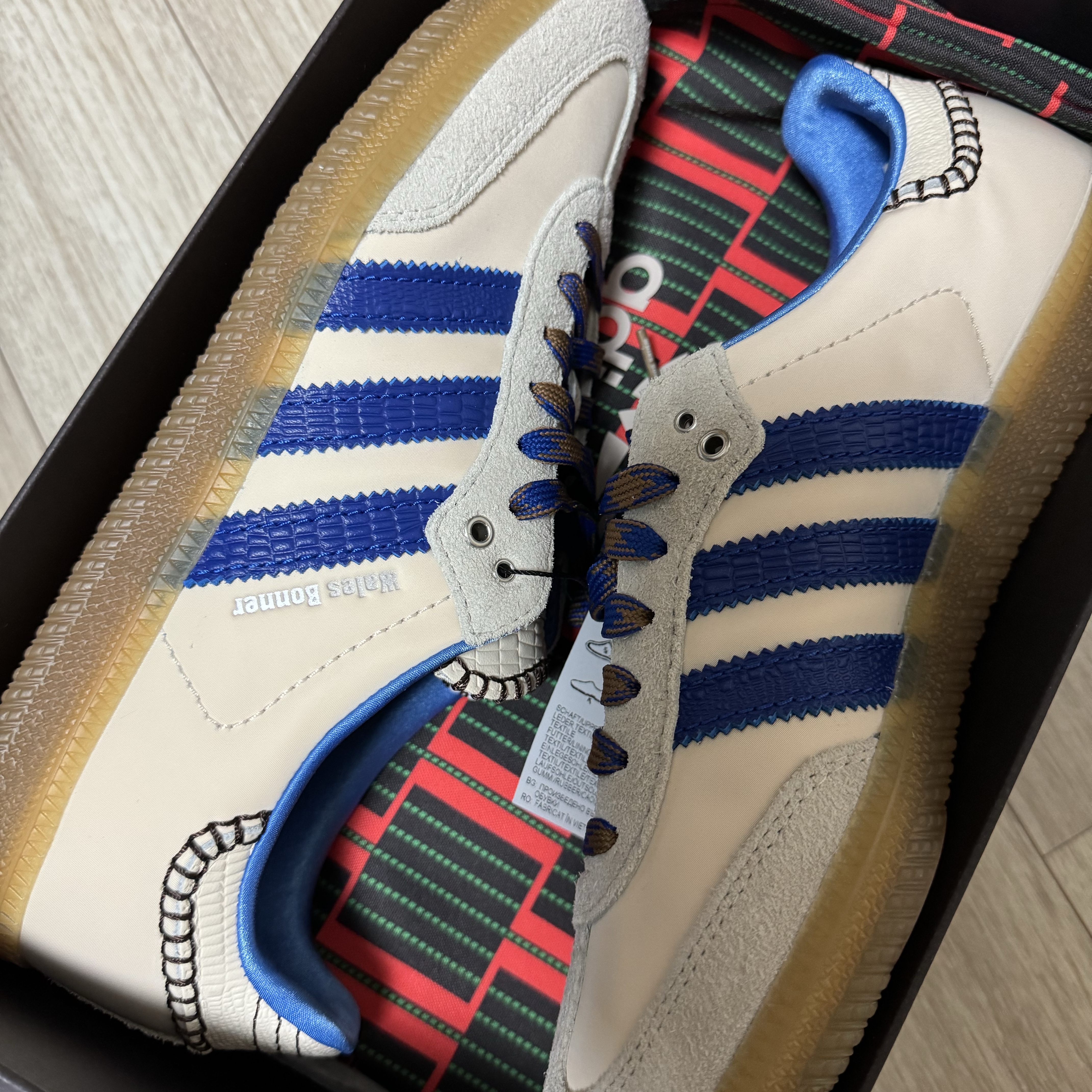 Adidas x Wales Bonner Samba Wonder Clay Royal Blue 착용 스타일