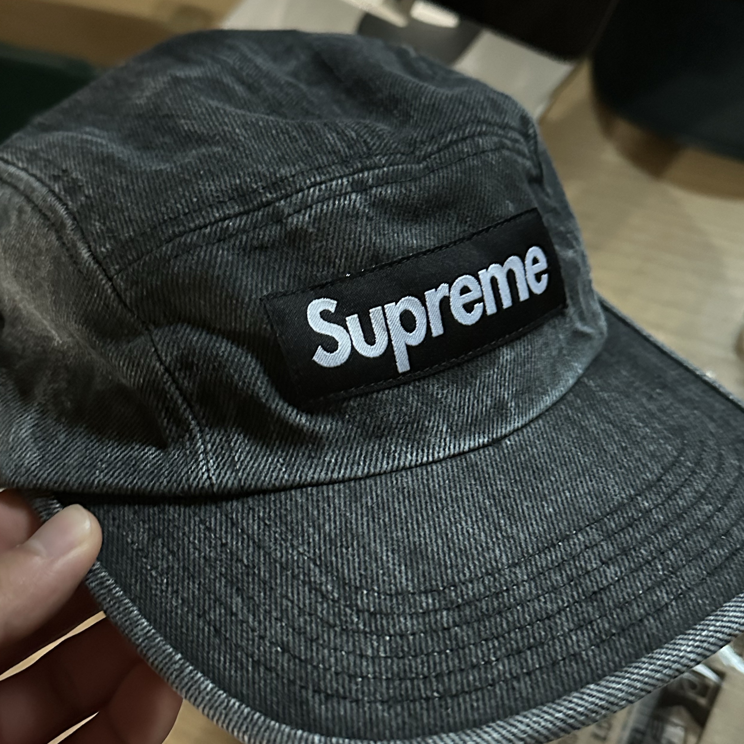 Supreme Coated Denim Camp Cap Black - 24SS 착용 스타일
