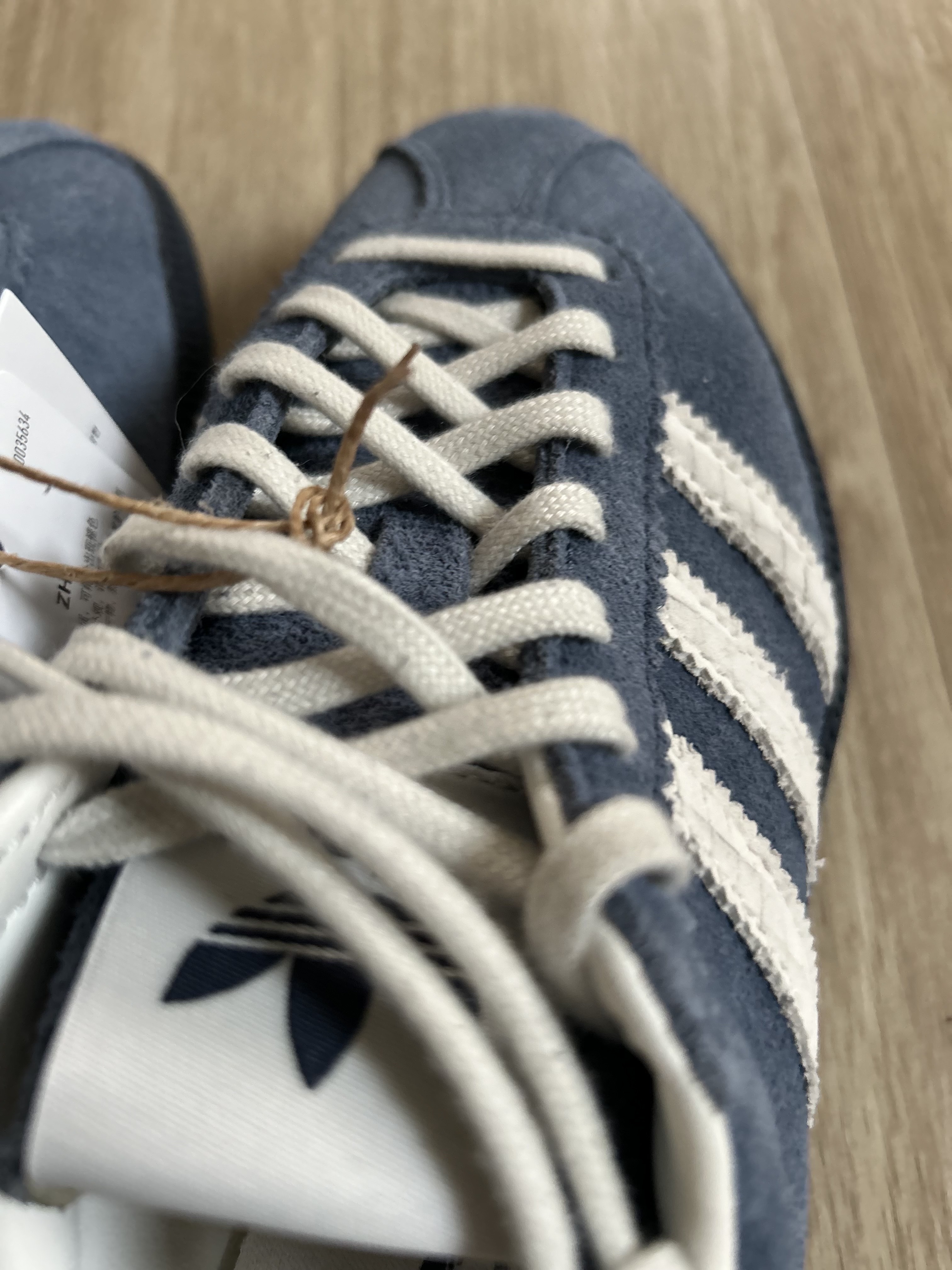 (W) Adidas Bermuda Night Indigo Preloved Ink 착용 스타일