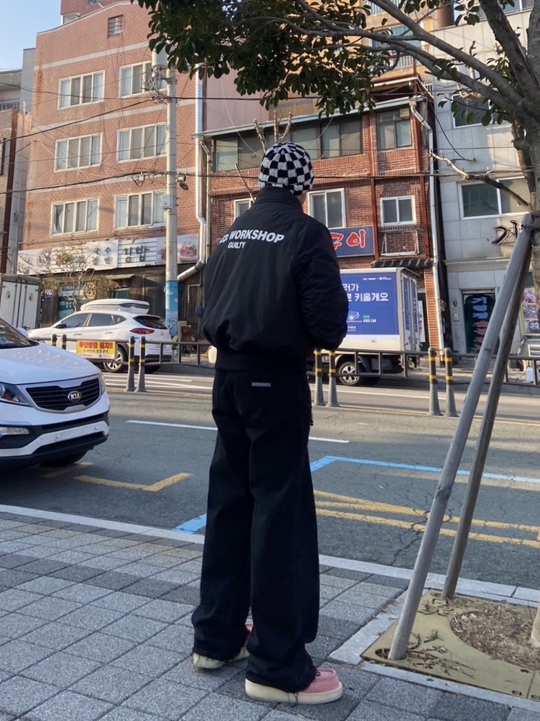 Stussy Crochet Checker Beanie Black 착용 스타일 - 1