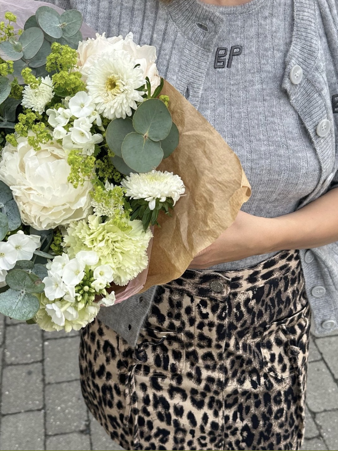 Baum und Pferdgarten Women Chaia Grey Melange - 24FW, Baum und Pferdgarten Women Cathia Grey Melange - 24FW 착용 스타일 - 2