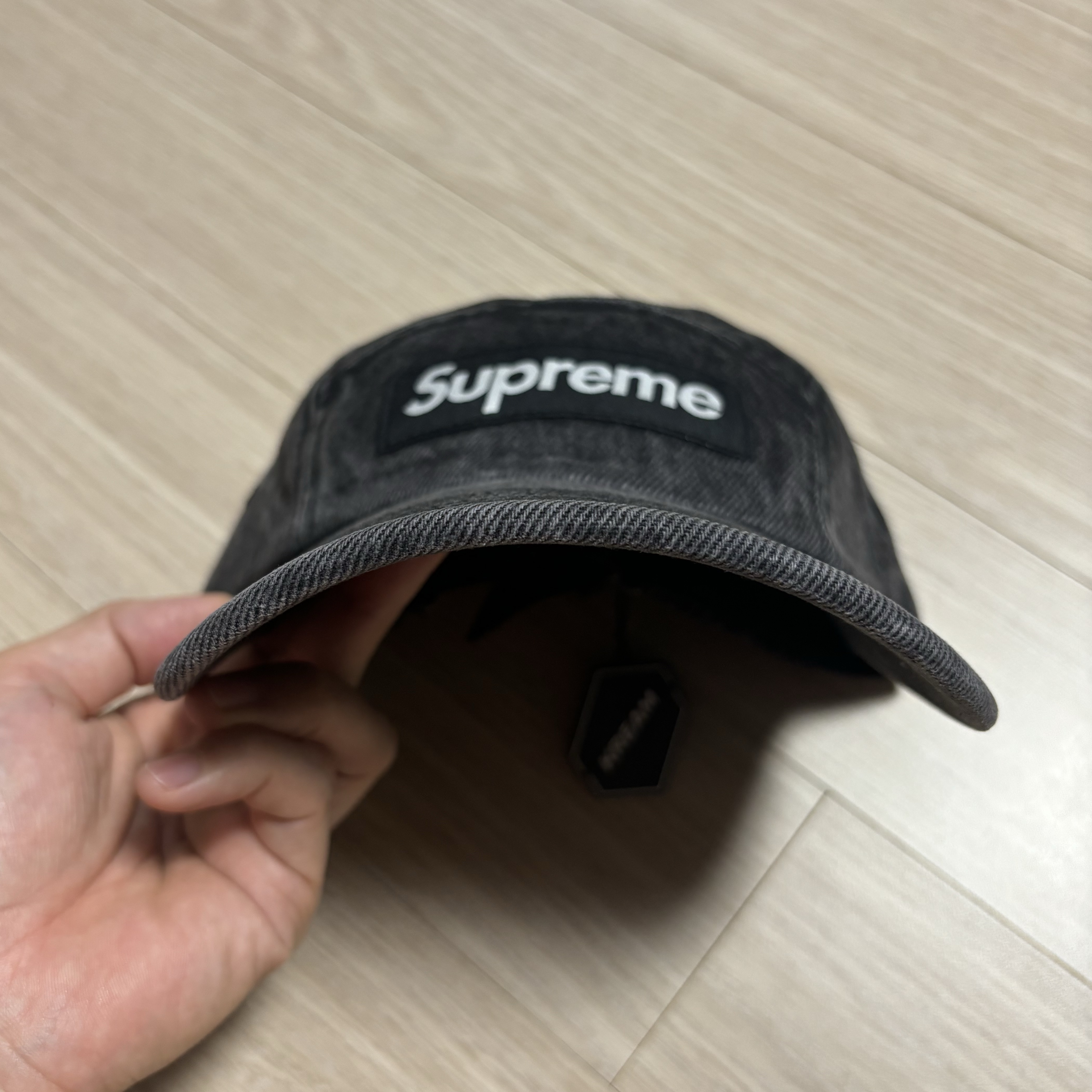 Supreme Denim Camp Cap Black - 24SS 착용 스타일 - 1