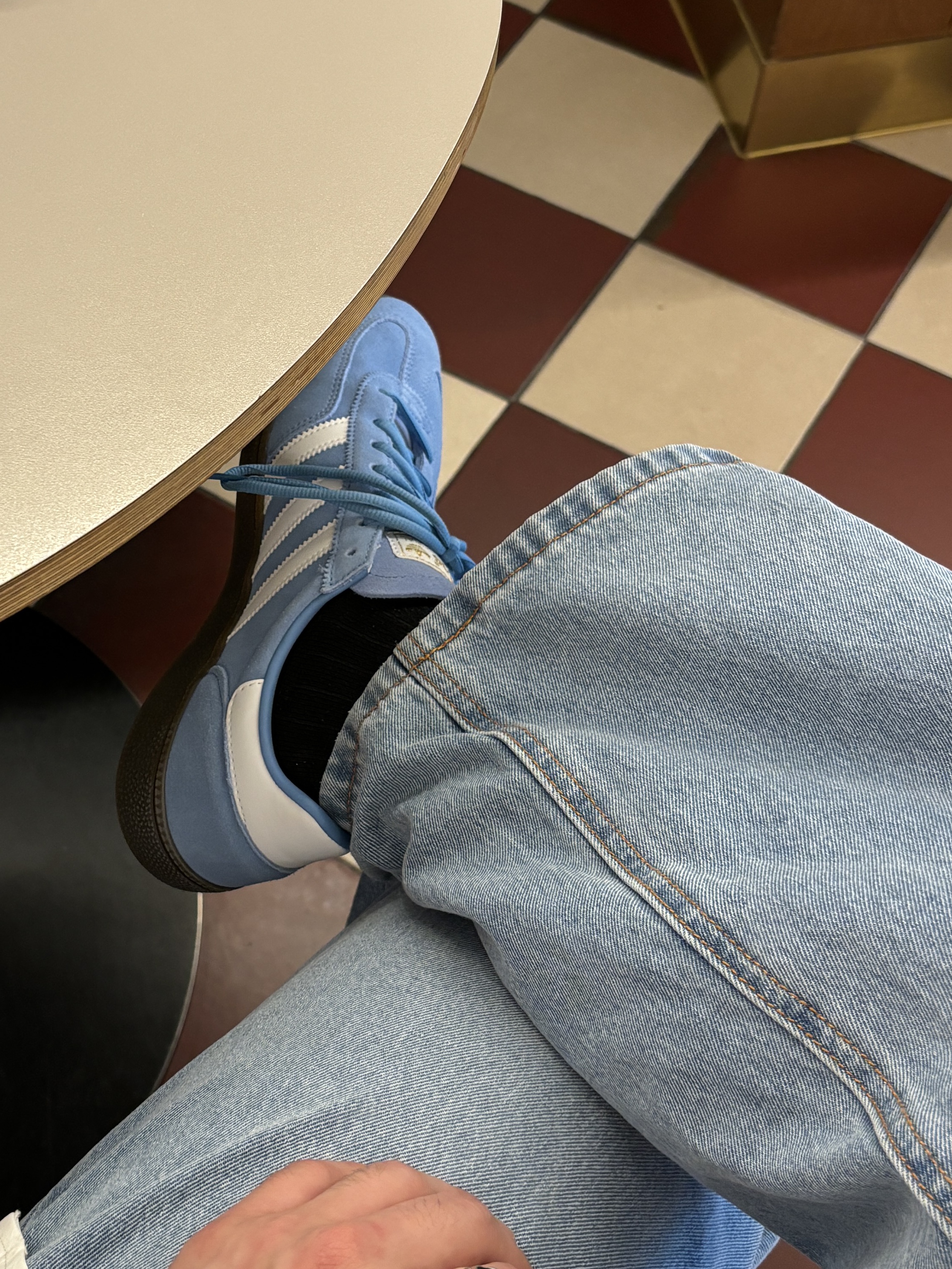 Adidas Spezial Handball Light Blue 착용 스타일 - 2