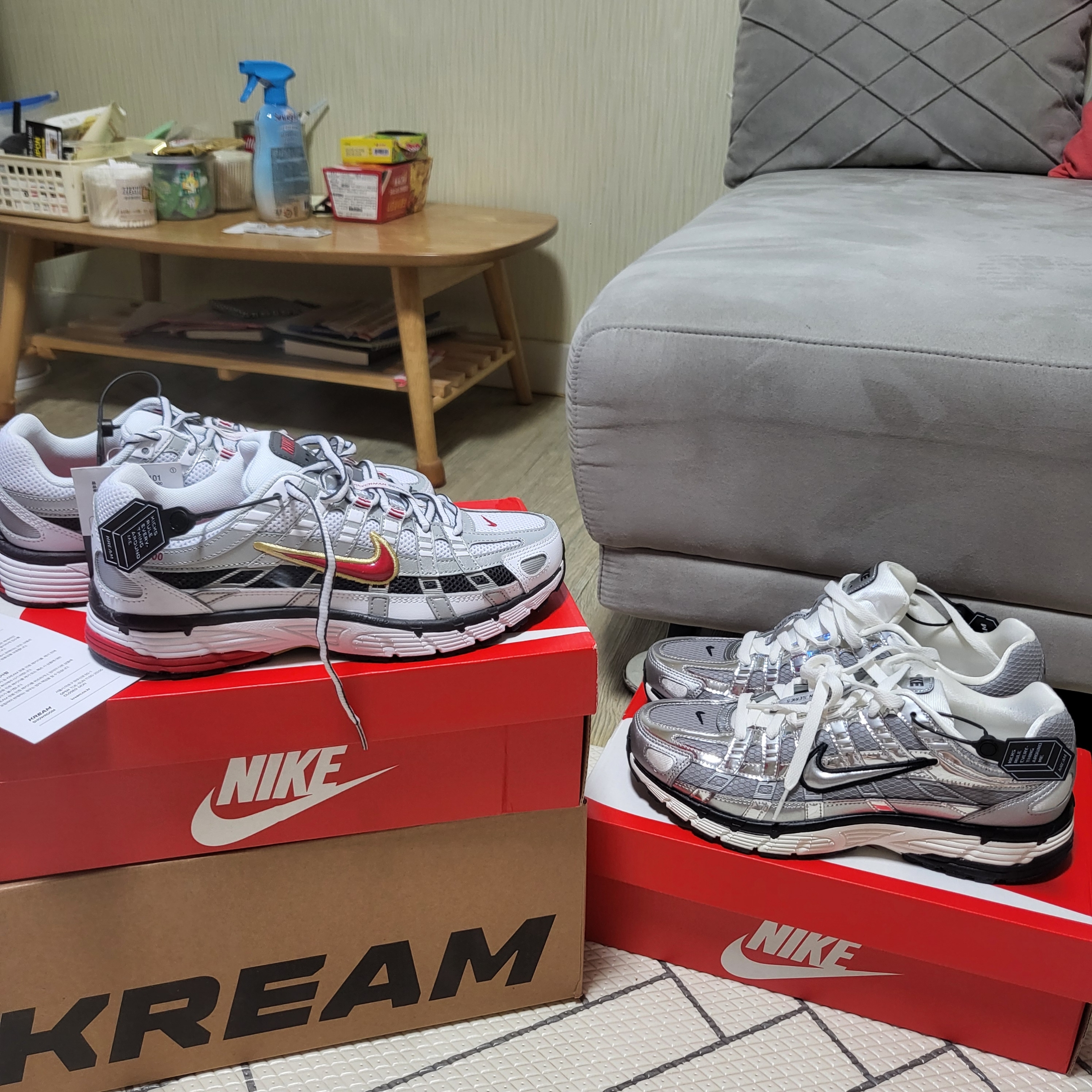 Nike P-6000 Metallic Silver 착용 스타일