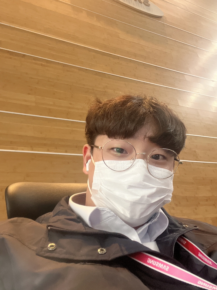KREAM 프로필 이미지