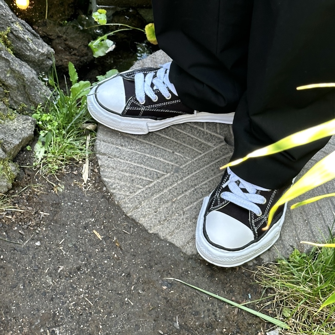 Maison Mihara Yasuhiro Peterson OG Sole Canvas Low Sneakers Black 착용 스타일