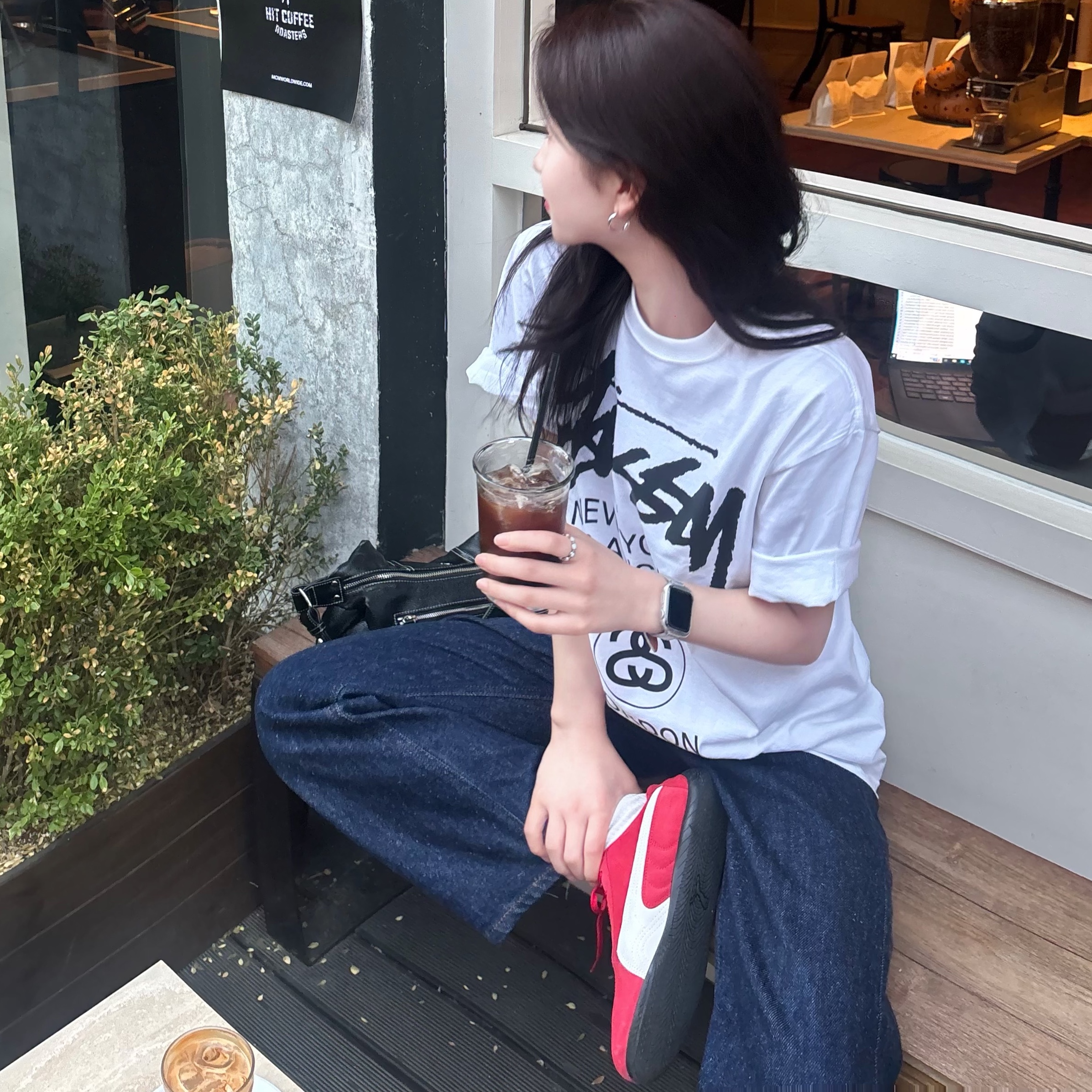Puma Speedcat LS High Risk Red White, Stussy World Tour T-Shirt White 2024,2025 착용 스타일 - 2