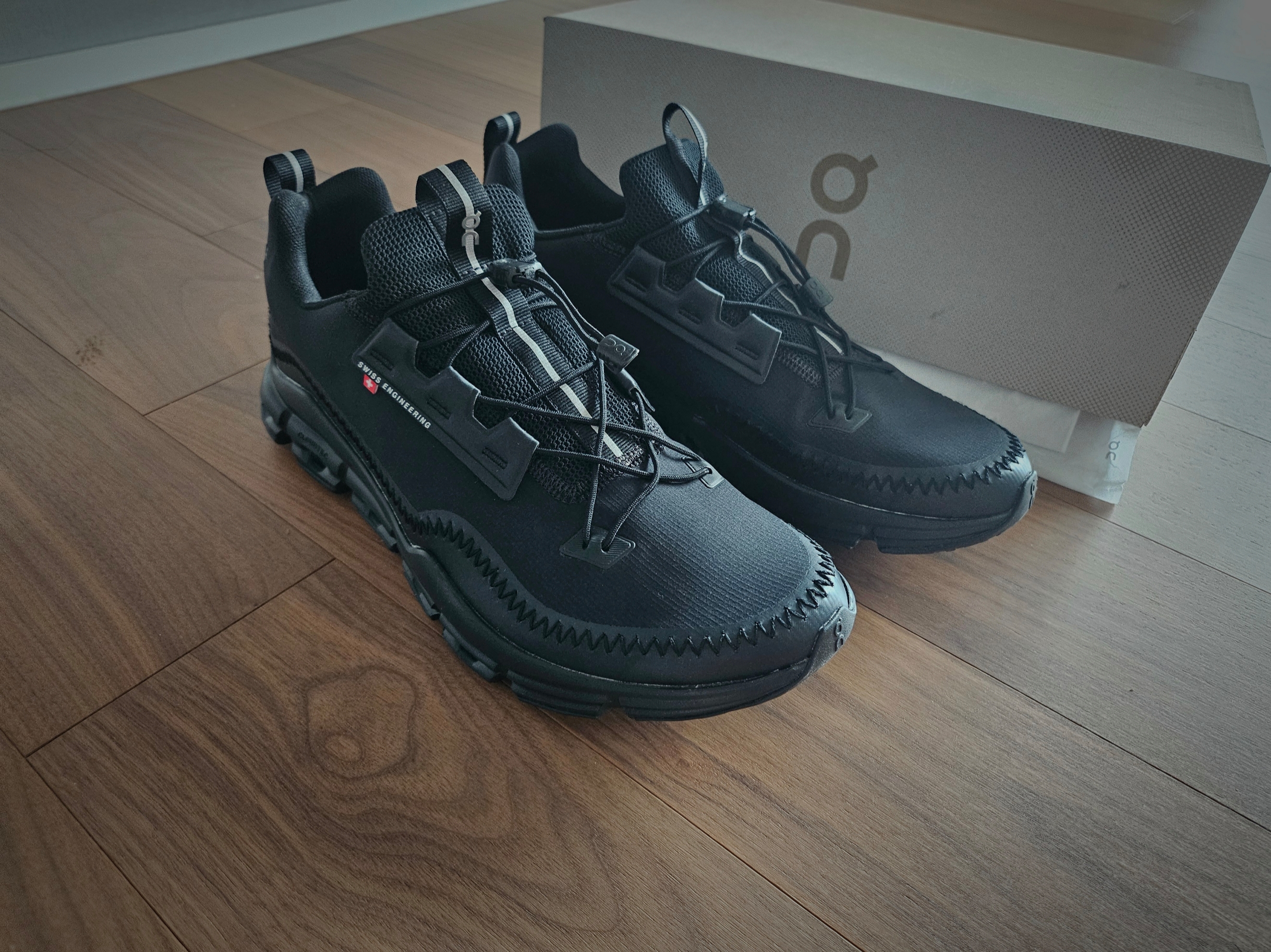 On Running Cloudaway All Black 착용 스타일