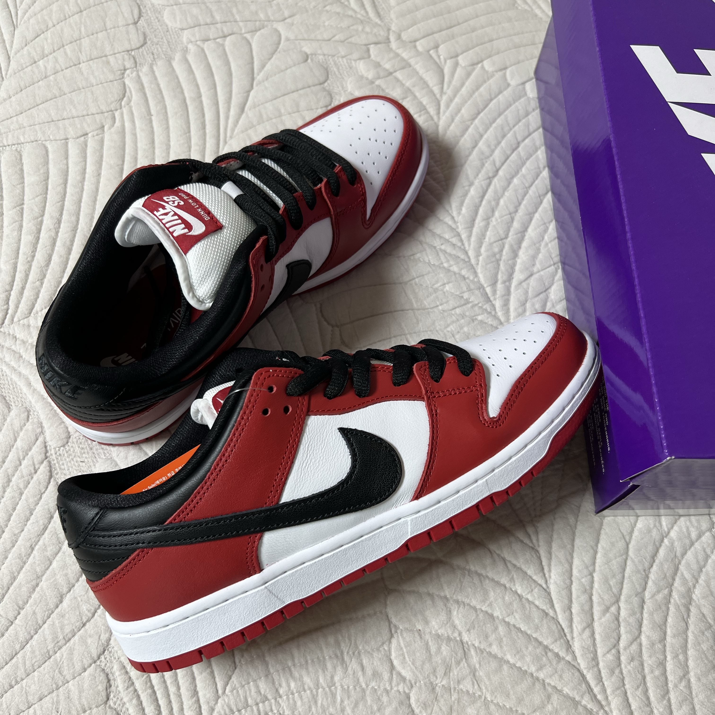 Nike SB Dunk Low Pro Chicago 착용 스타일
