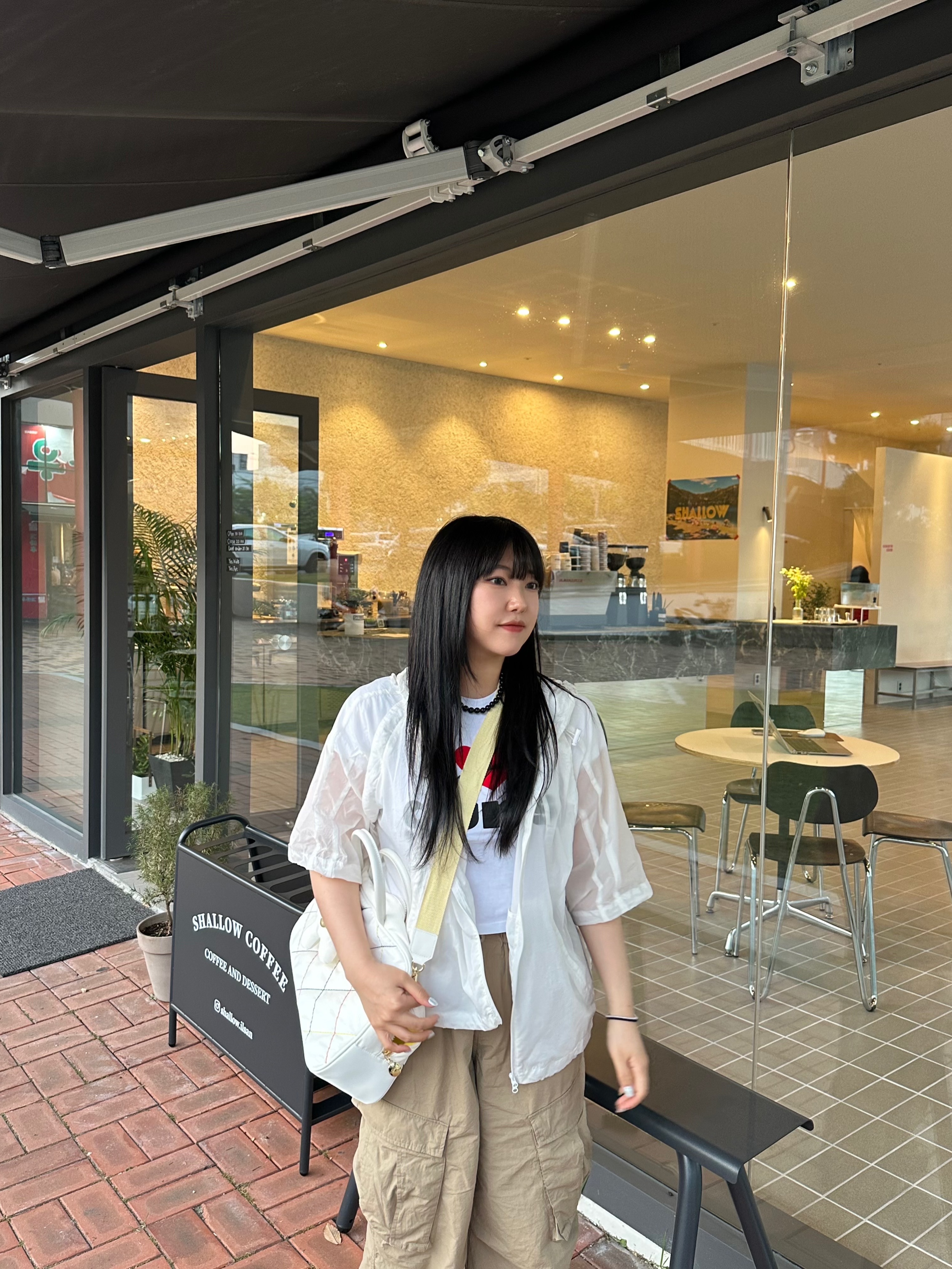 (W) Honsby Darling Harbour Black 착용 스타일 - 5