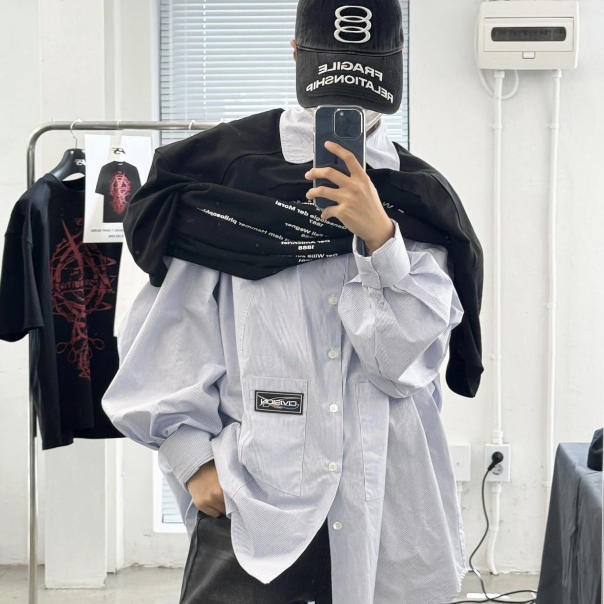 Civision by CSC Cycle Hoodie Zip-Up Grey, Civision by CSC Good Boy Hoodie Black 착용 스타일 - 5