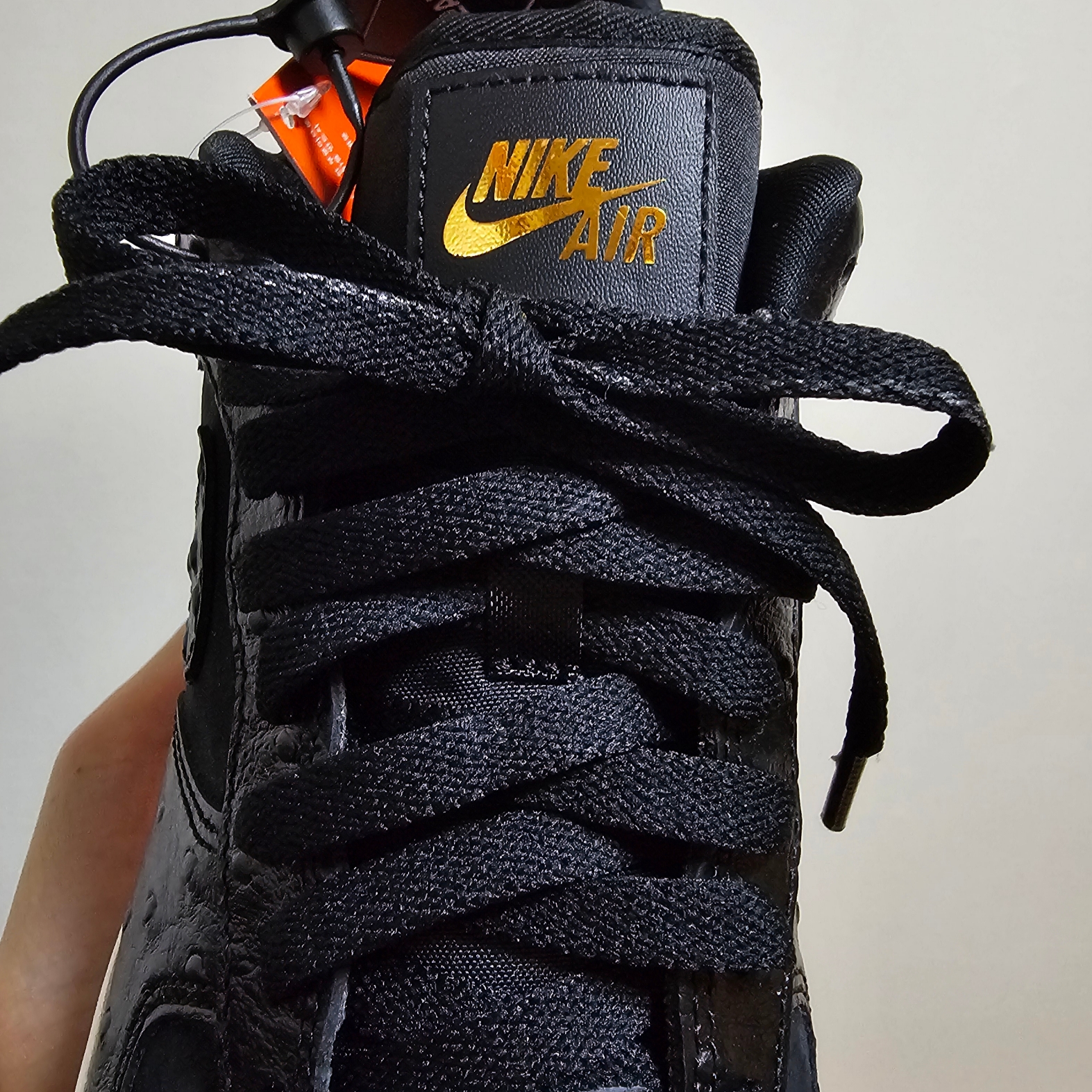 (W) Nike Air Force 1 '07 LX Black 착용 스타일 - 3