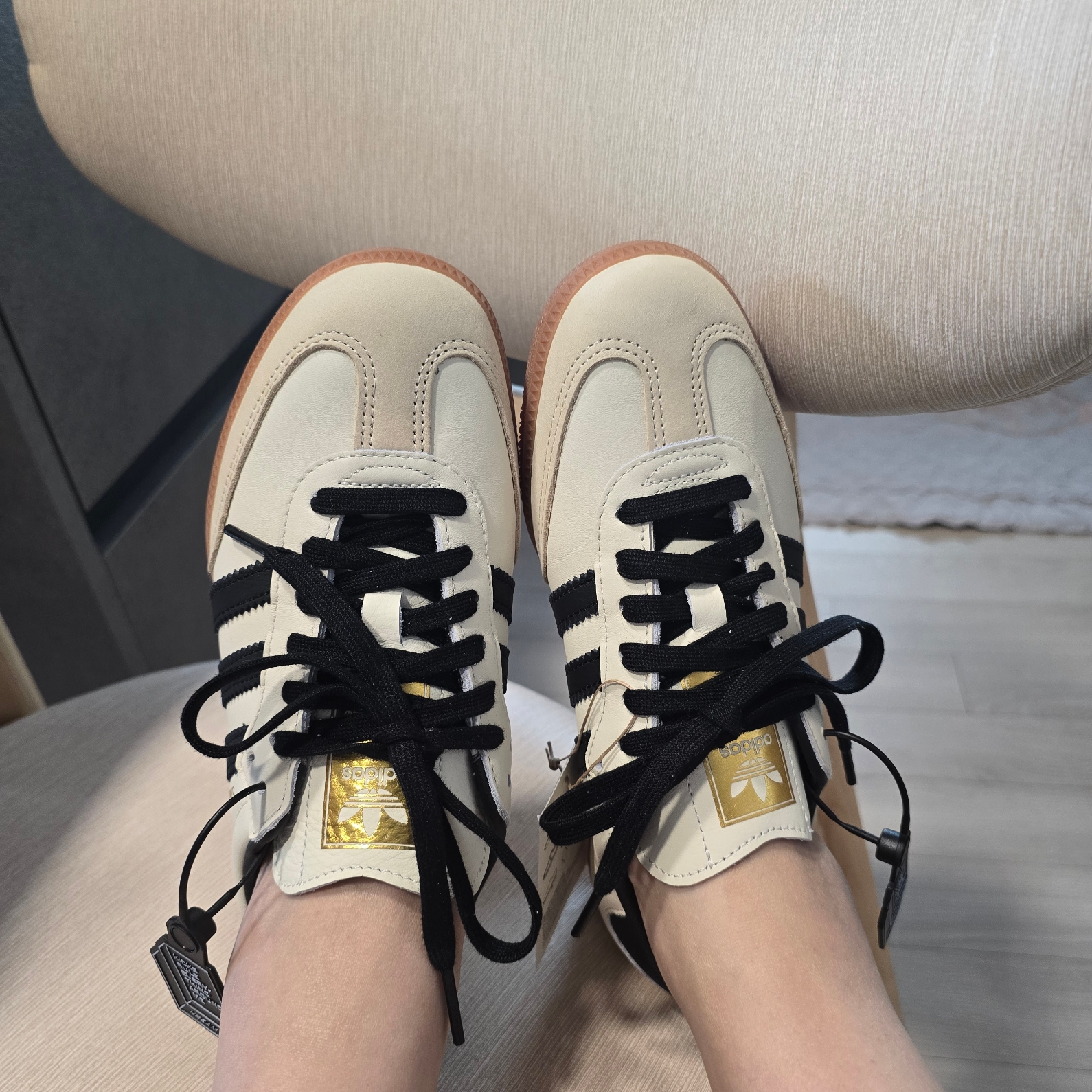 (W) Adidas Samba OG Cream White Core Black 착용 스타일