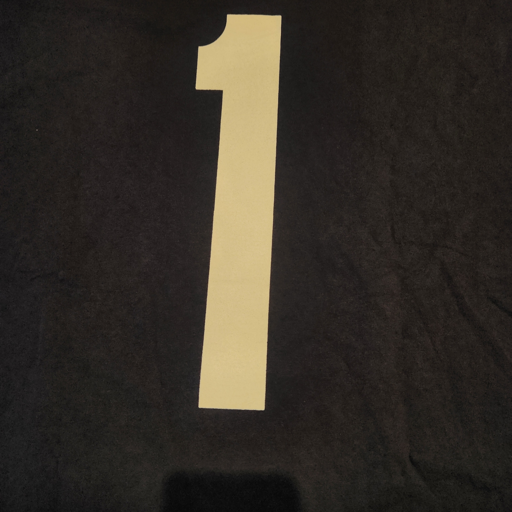 Yeezy One Box T-Shirt Black 착용 스타일 - 2