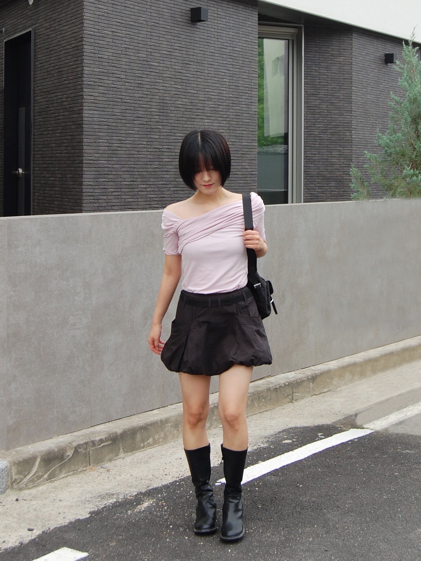 Prada Re-Nylon Small Backpack Black 착용 스타일