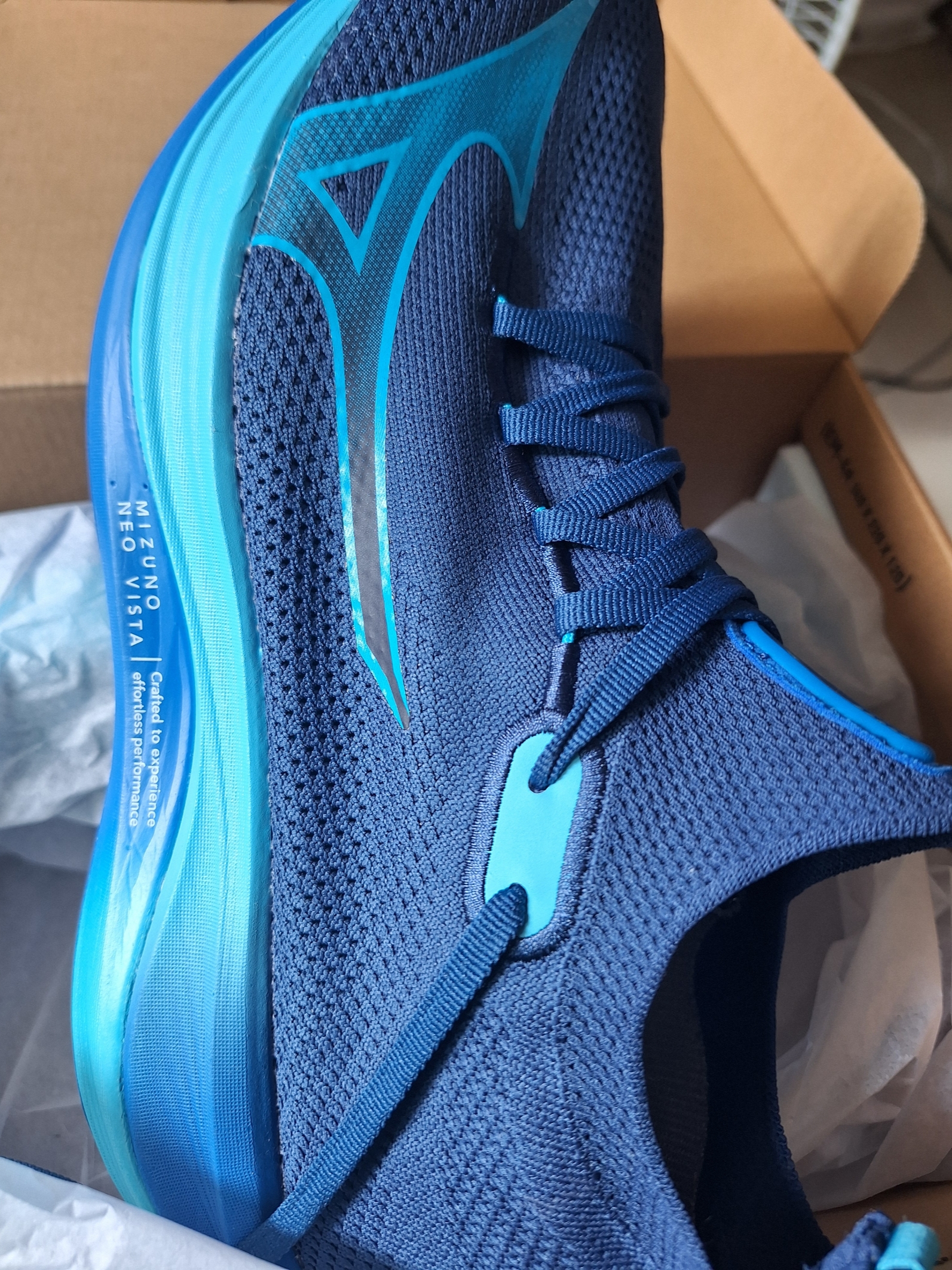 Mizuno Neo Vista Estate Blue 착용 스타일