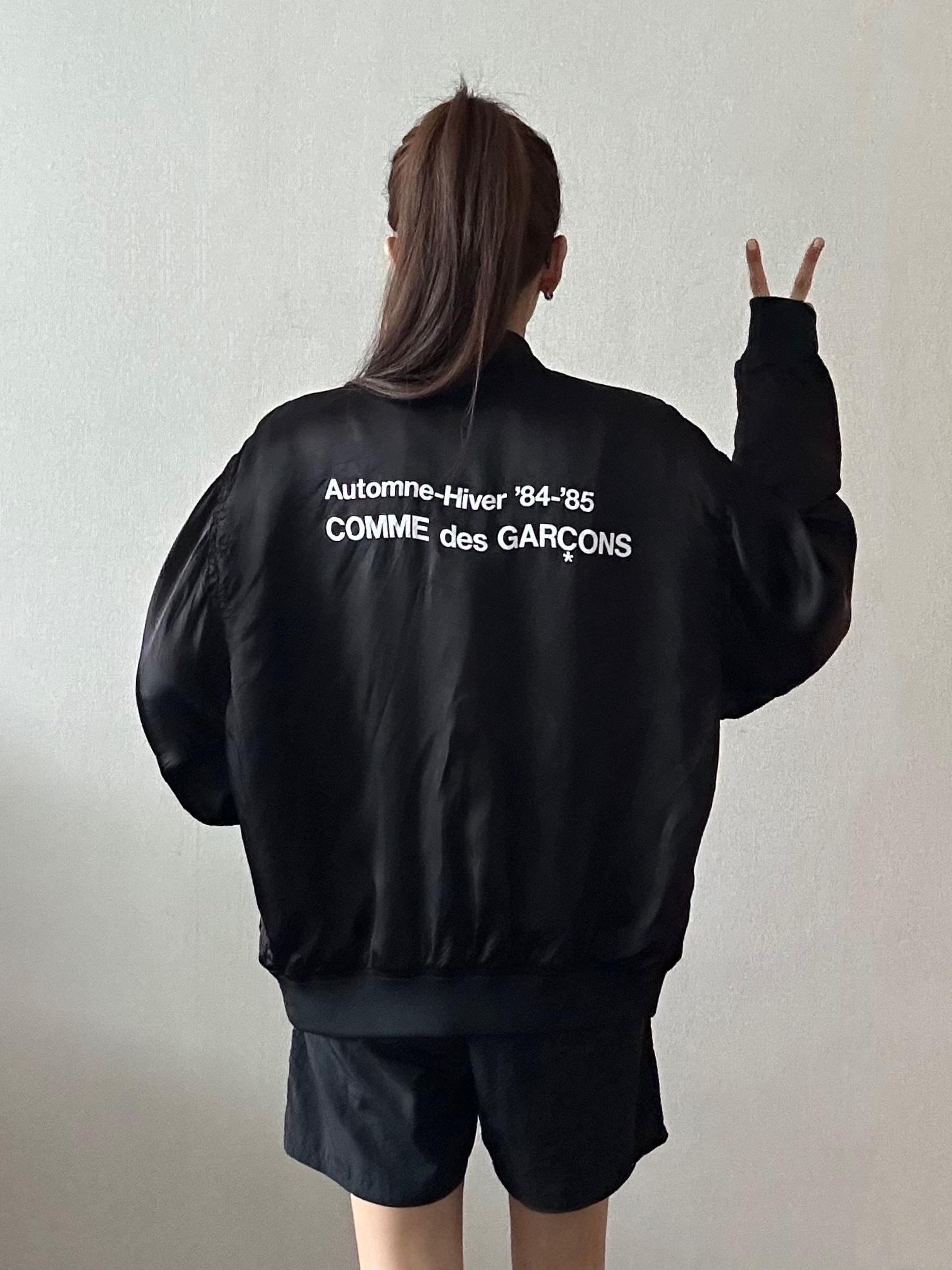CDG '84-85 Staff Blouson Black 착용 스타일 - 4