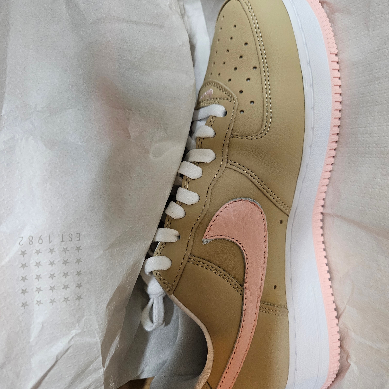 Nike Air Force 1 Low Linen 2024 착용 스타일 - 3