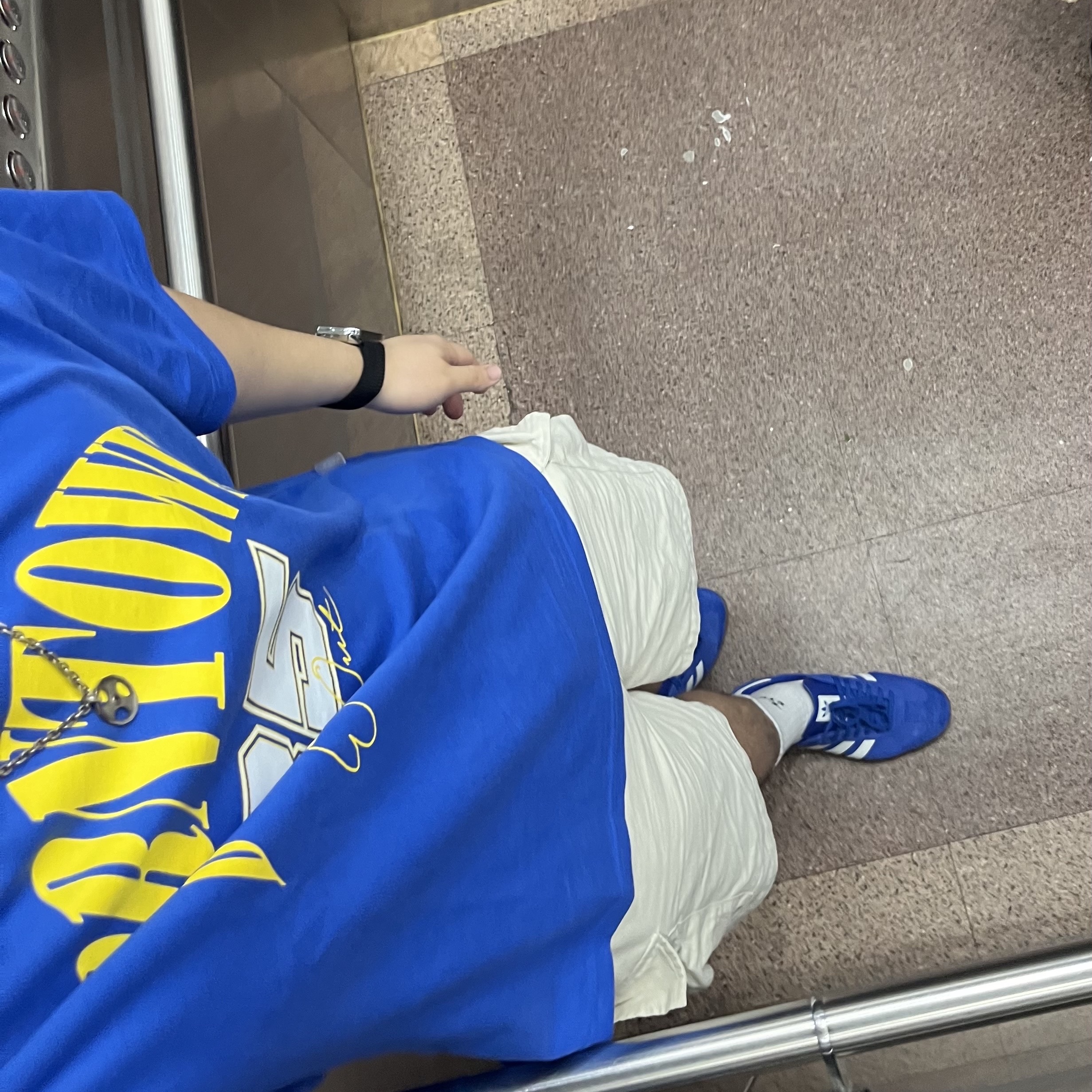 Adidas Samba OG Royal Blue, IAB Studio Socks White (5 Pack) 착용 스타일