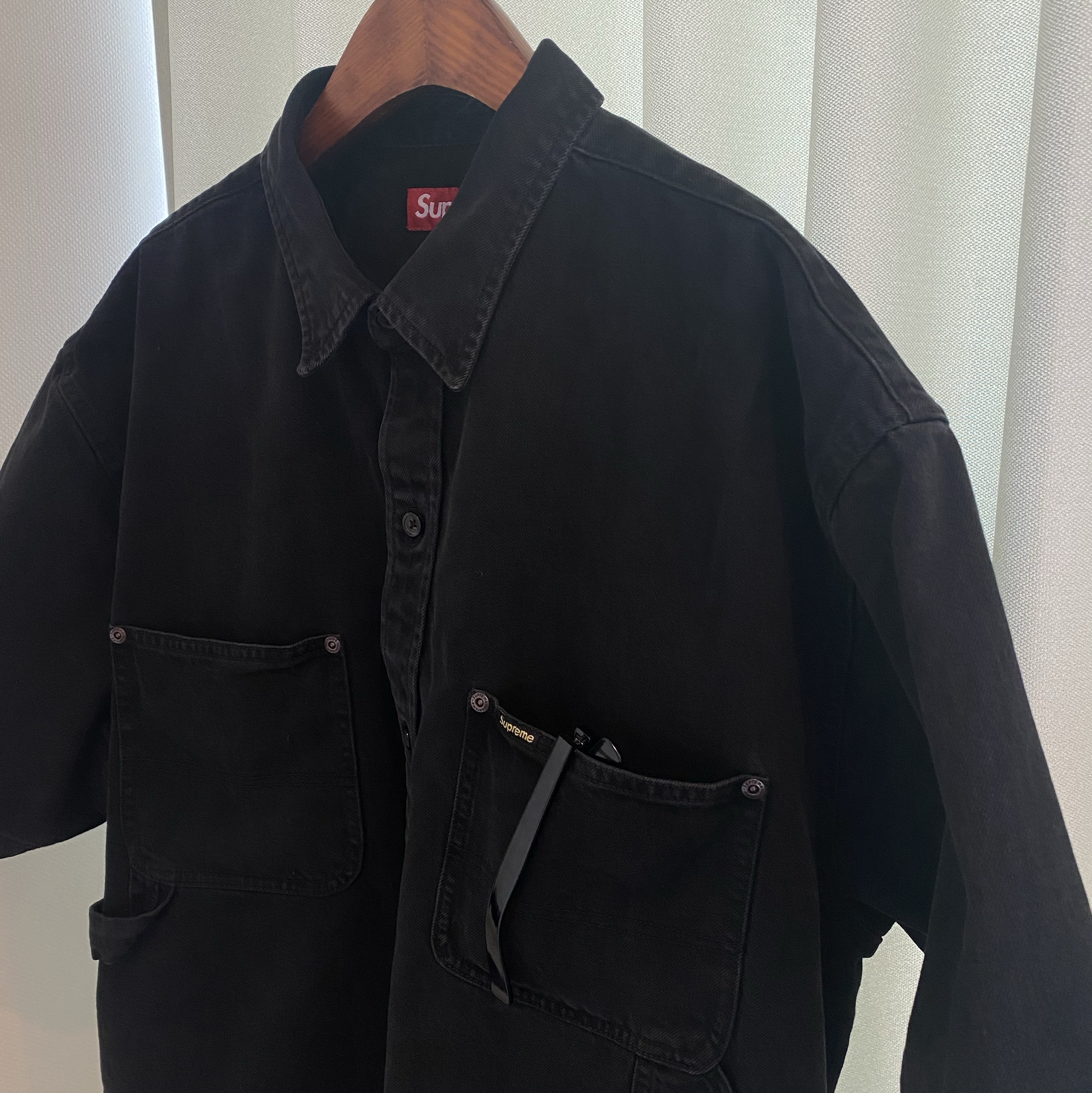 Supreme Loose Fit S/S Denim Painter Shirt Black - 24SS 착용 스타일