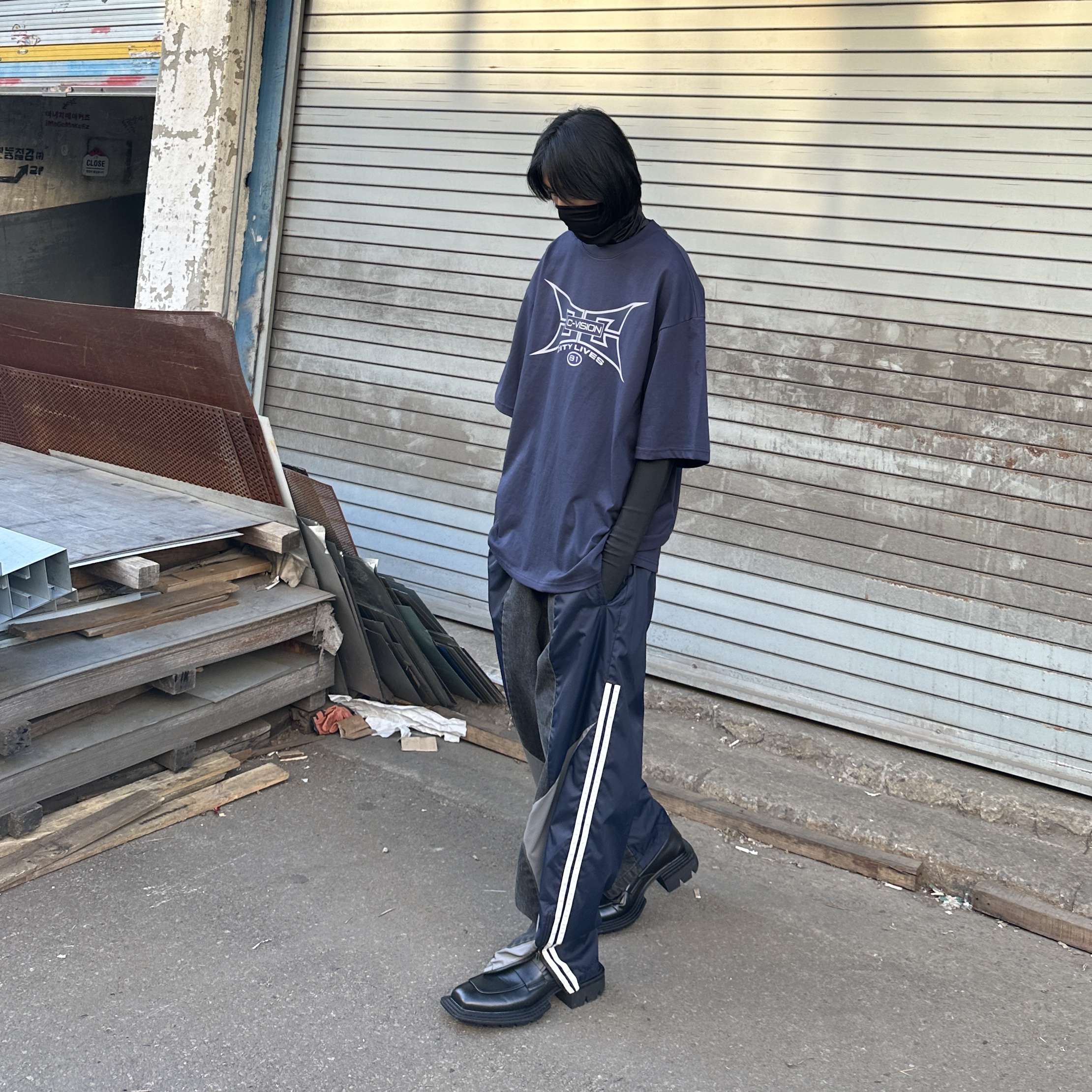 Civision by CSC Hybrid Track Pants Ver.2, Civision by CSC City Lives 81 T-Shirt Navy 착용 스타일 - 3
