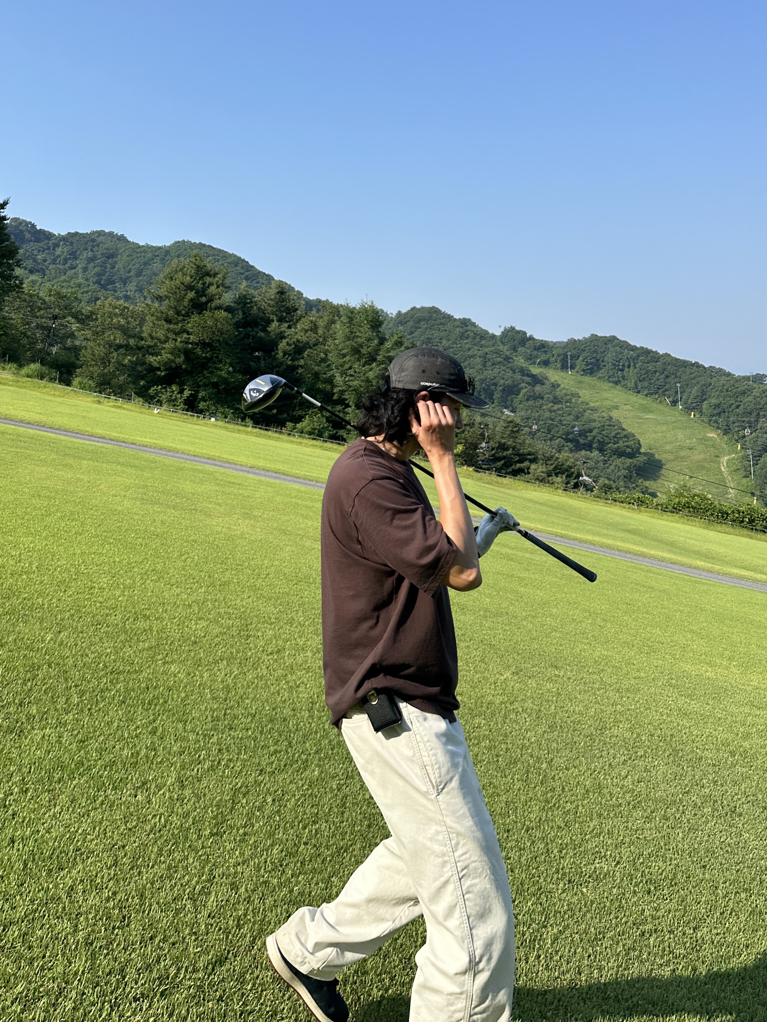 Jordan 1 x Eastside Golf Low Midnight Navy, Supreme Coated Denim Camp Cap Black - 24SS 착용 스타일