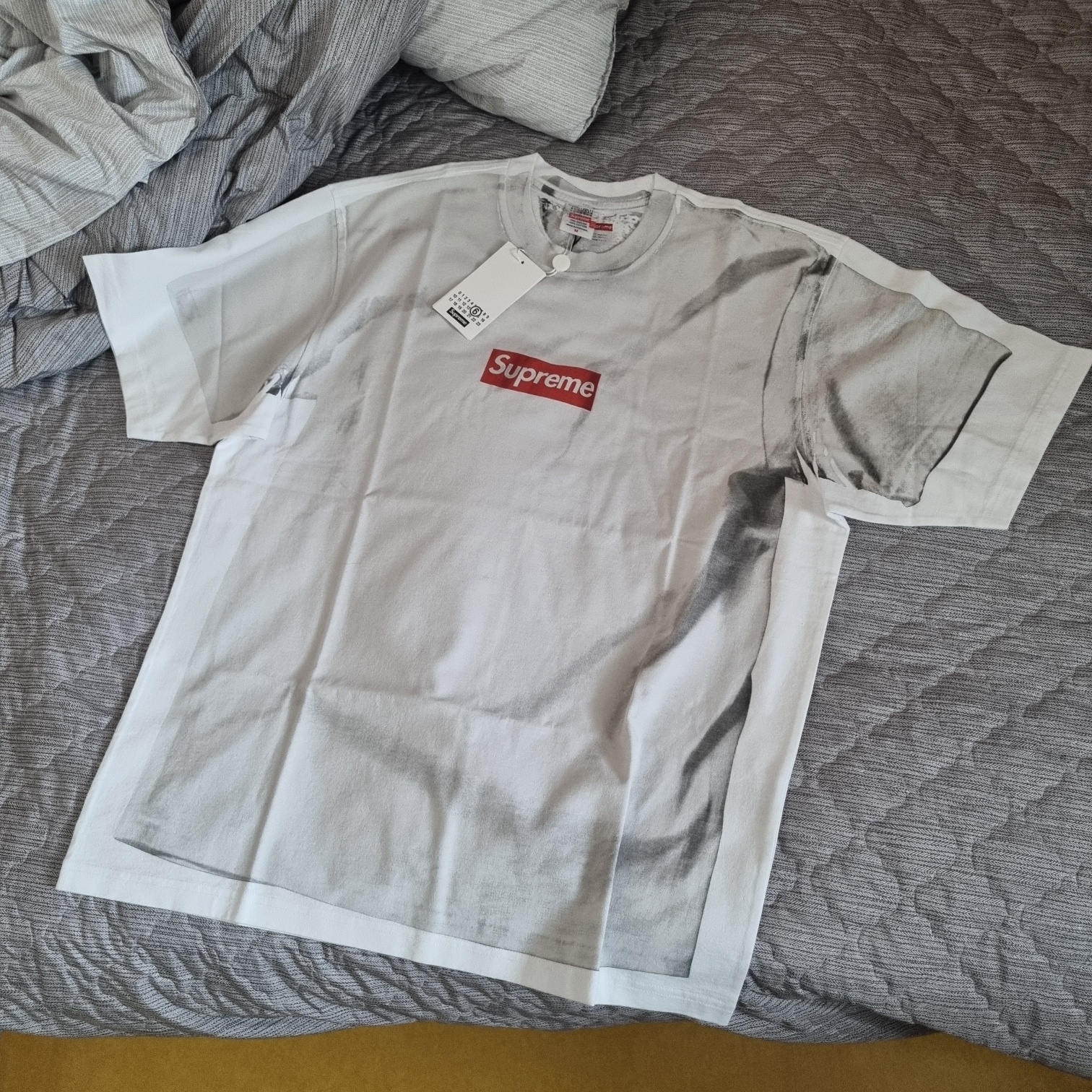 Supreme x MM6 Maison Margiela Box Logo T-Shirt White - 24SS 착용 스타일 - 1