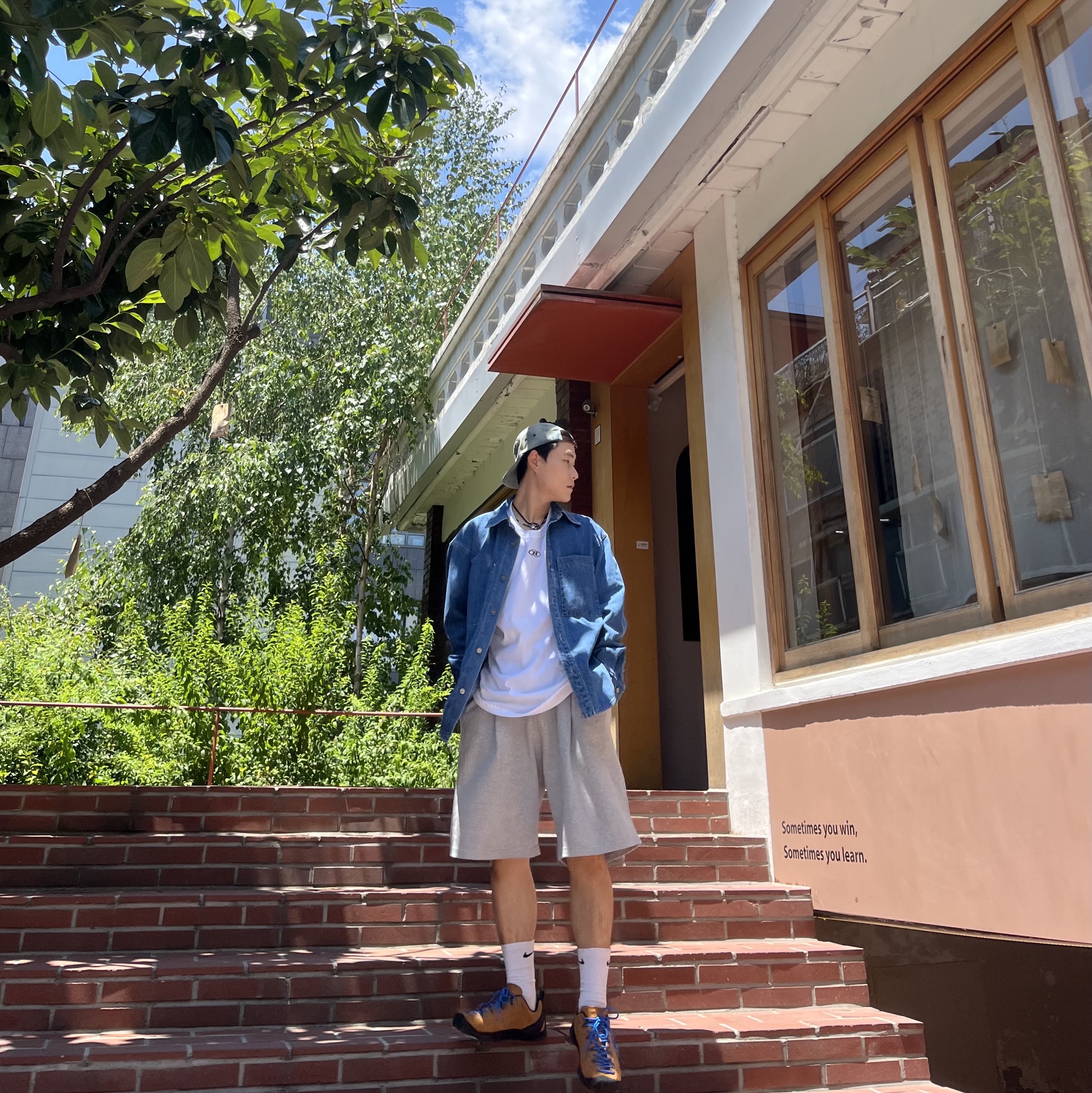 Supreme Washed Chino Twill Camp Cap Dirty Indigo - 24SS, Wooyoungmi Flower Print Denim Shirt Blue - 24SS 착용 스타일 - 2