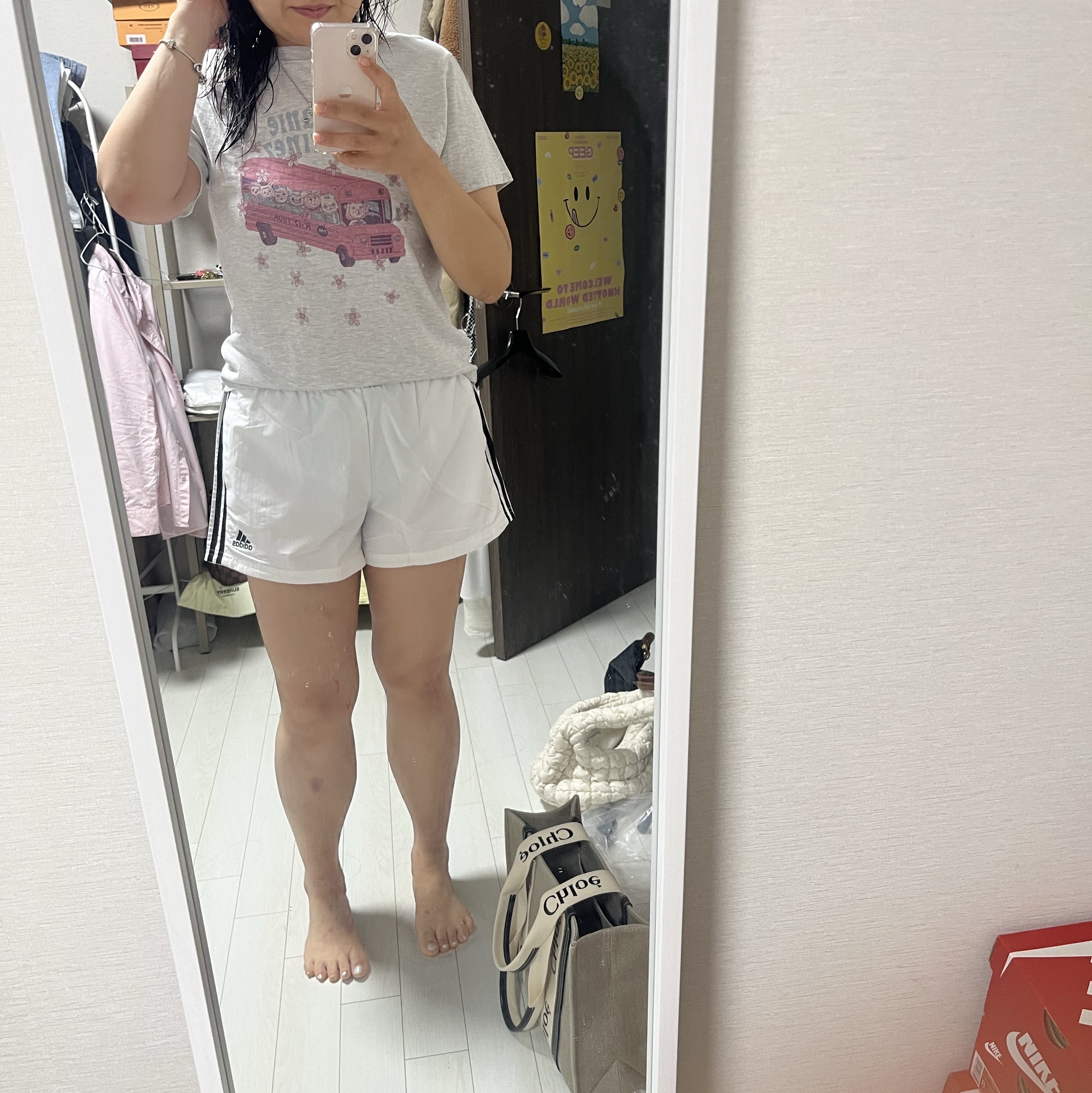 (W) Adidas 3-Stripes Woven Shorts White - KR Sizing 착용 스타일