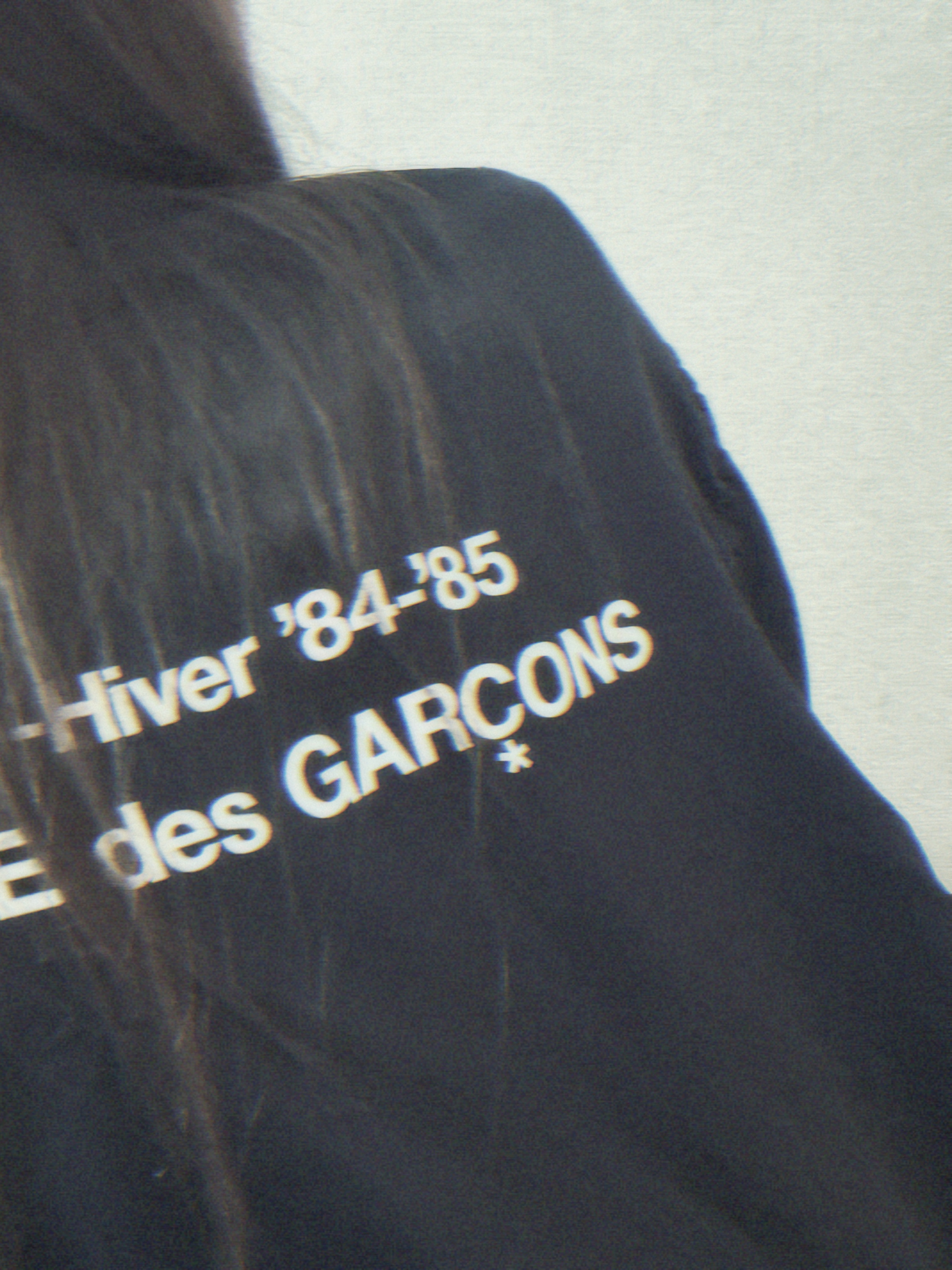 CDG '84-85 Staff Blouson Black 착용 스타일 - 2