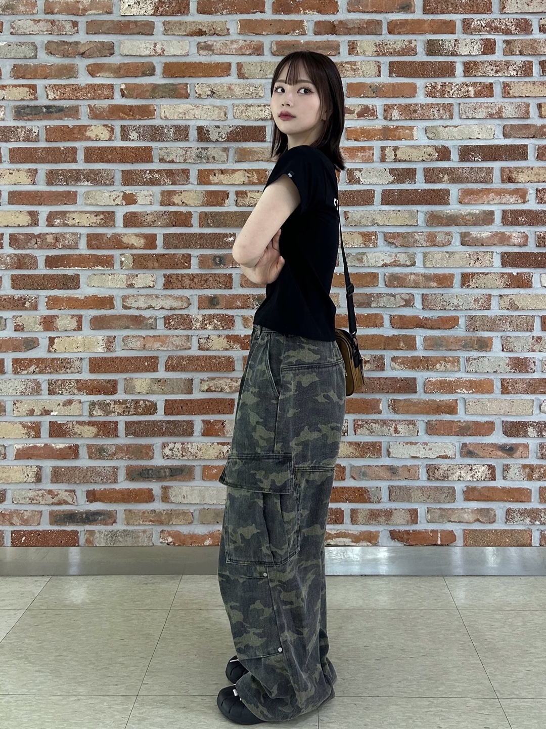Arc'teryx Mantis 1 Waistpack Black, Stussy Surfwalk Pigment Dyed T-Shirt Natural 착용 스타일 - 4