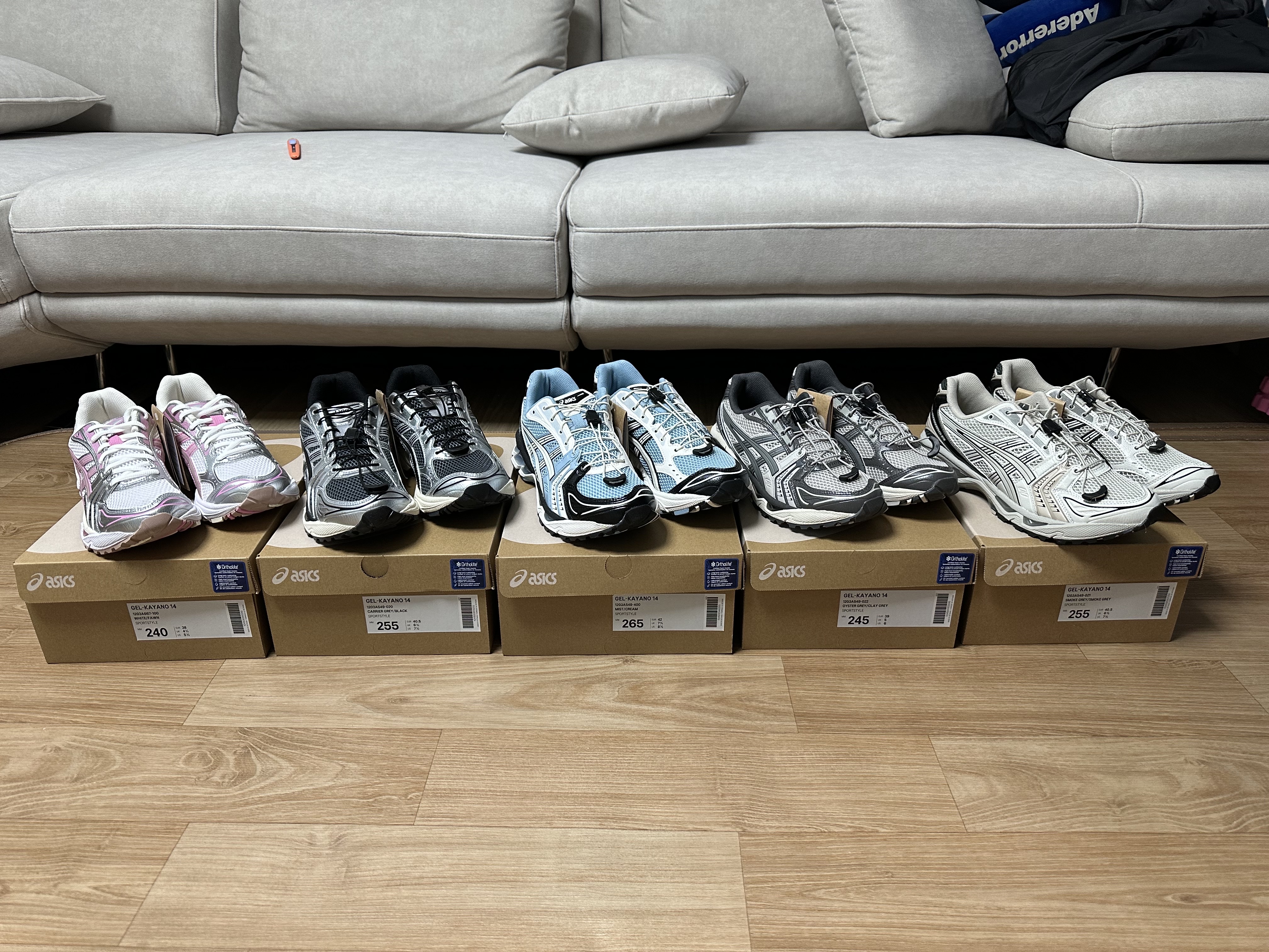Asics Unlimited Gel-Kayano 14 Carrier Grey Black, Asics Unlimited Gel-Kayano 14 Smoke Grey 착용 스타일
