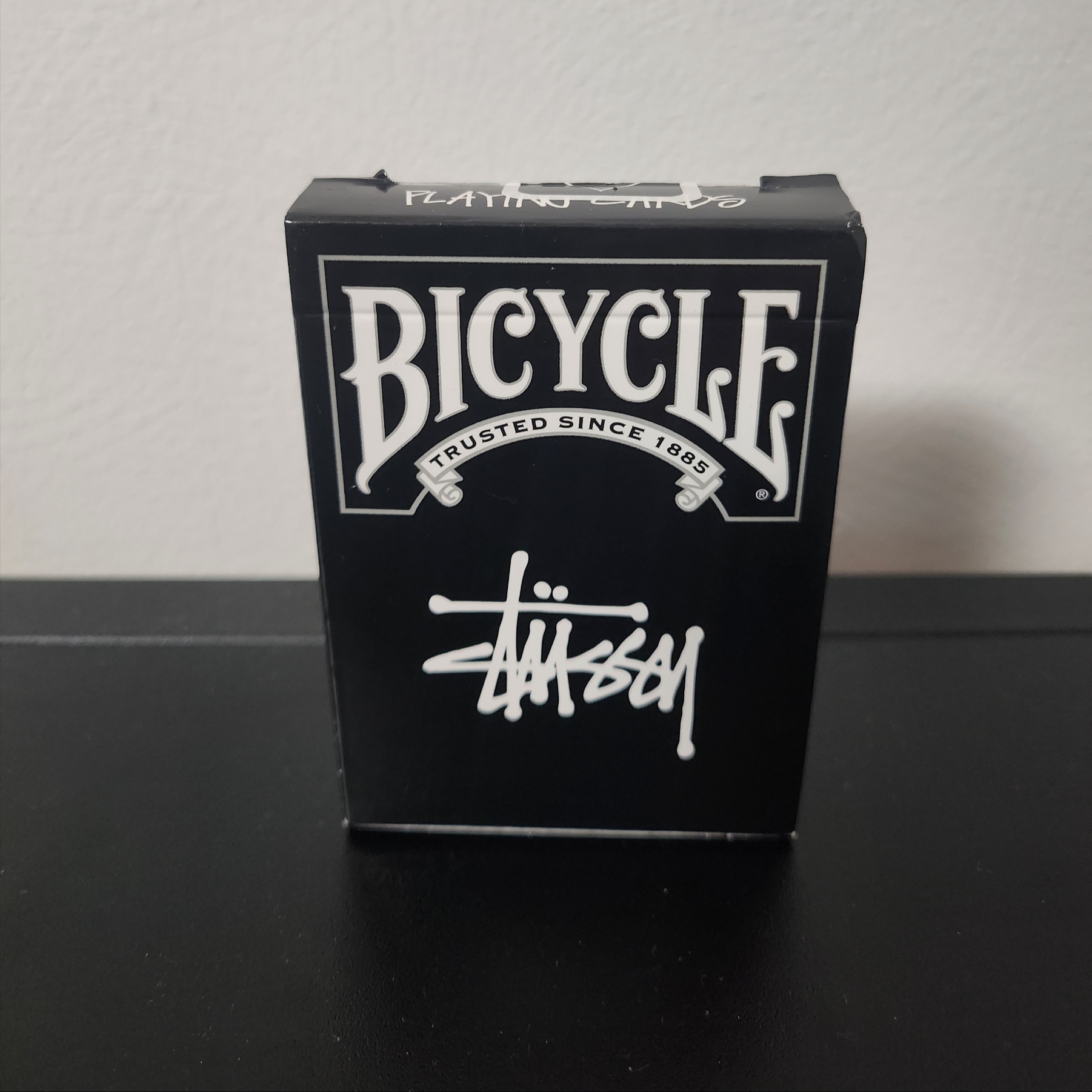 Stussy Playing Cards Black 착용 스타일